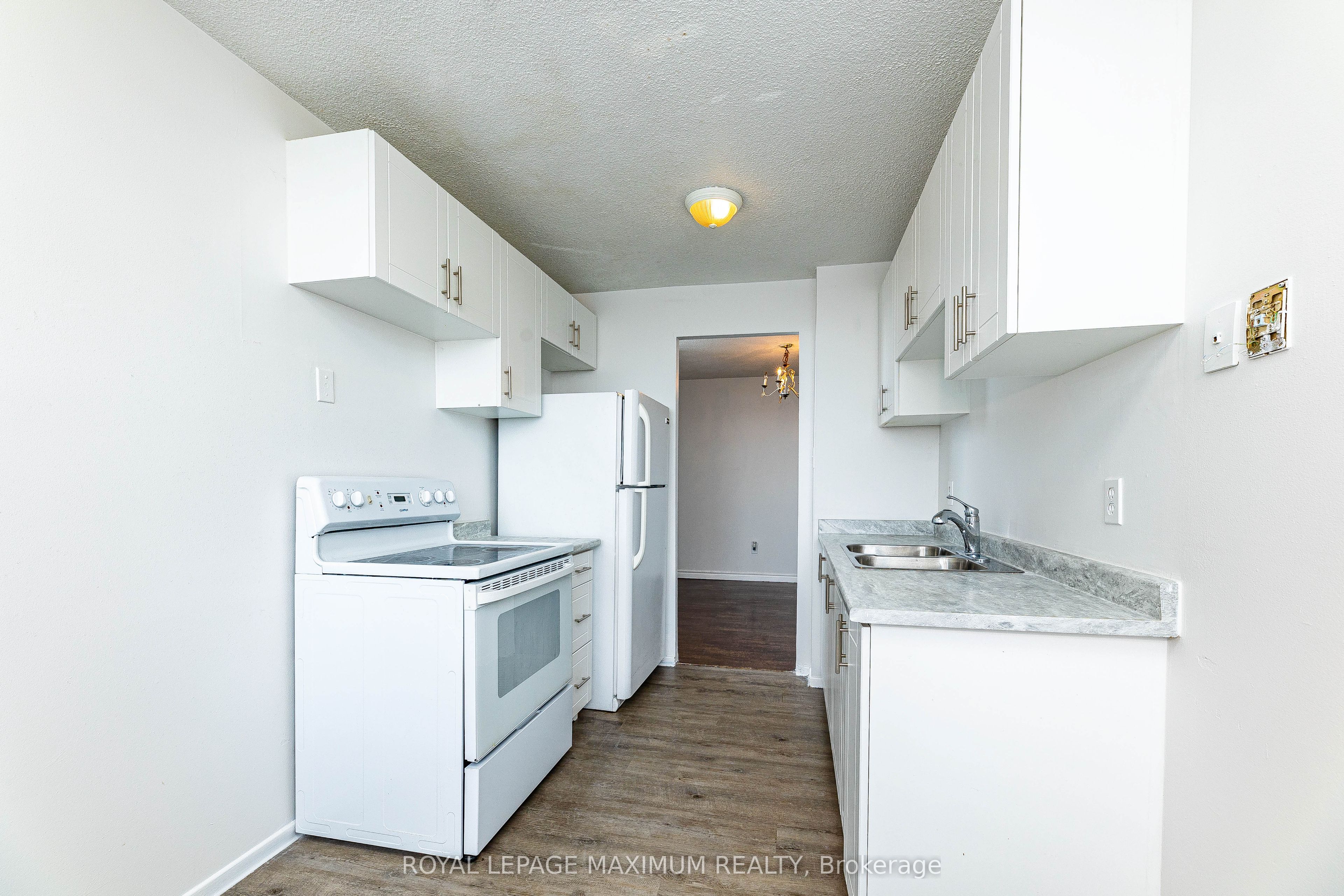#1912 - 15 Kensington Road Property Photo 4