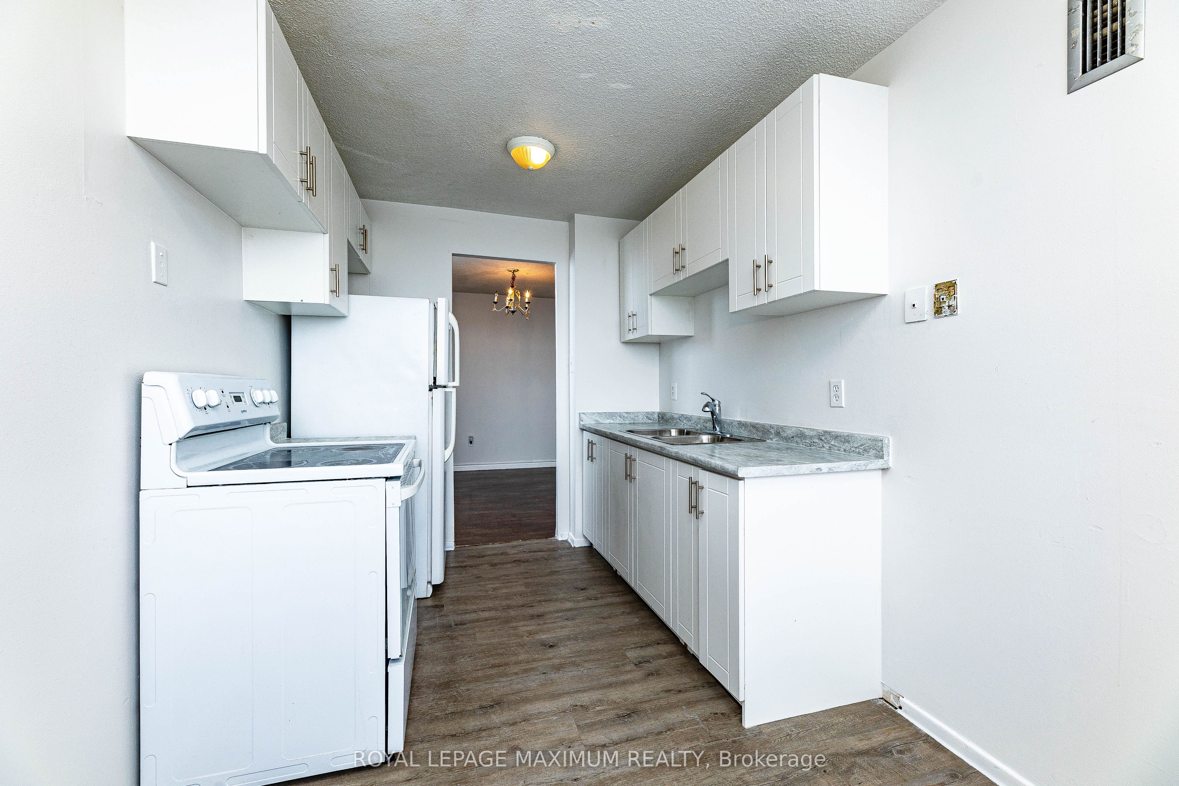 #1912 - 15 Kensington Road Property Photo 5