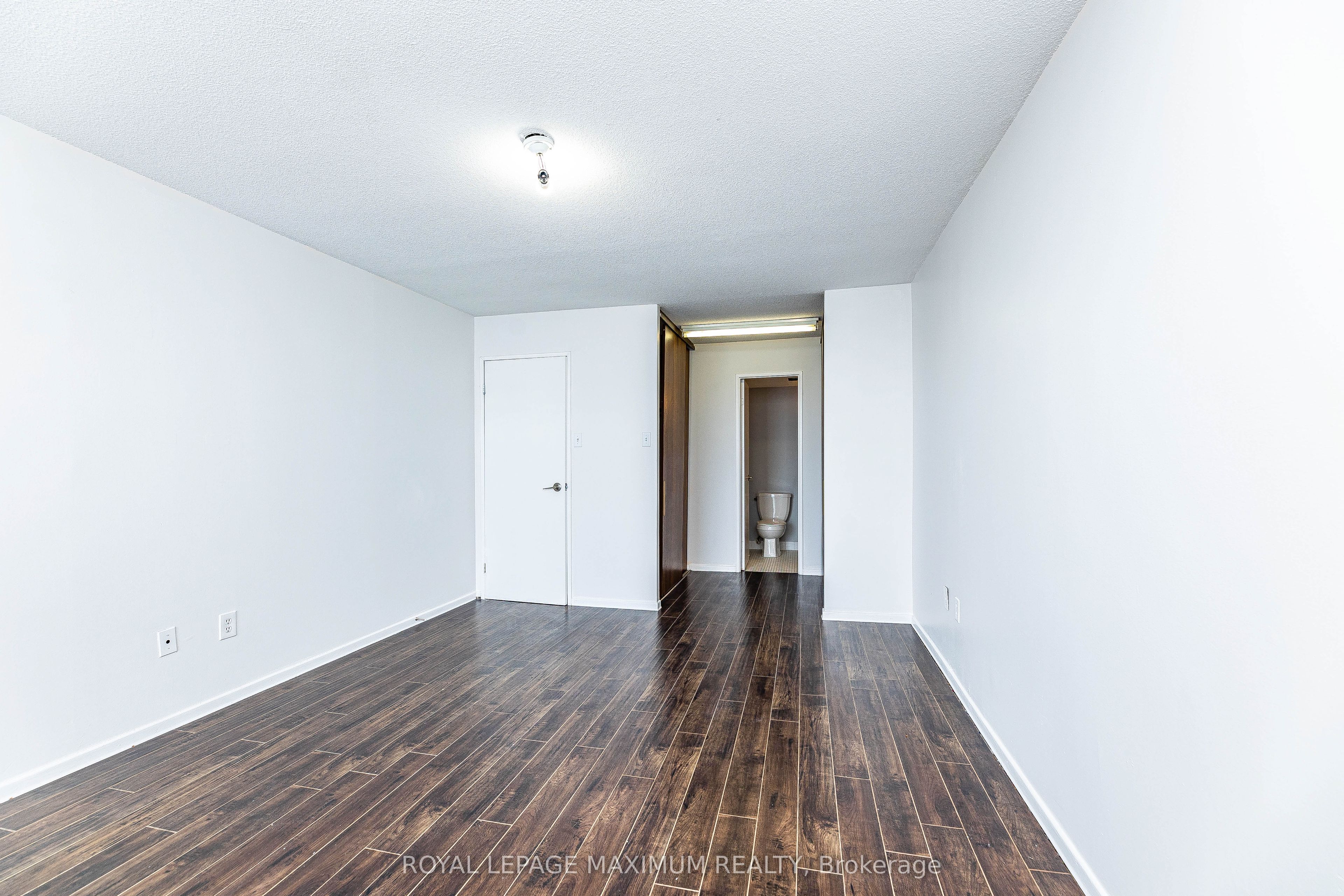#1912 - 15 Kensington Road Property Photo 14