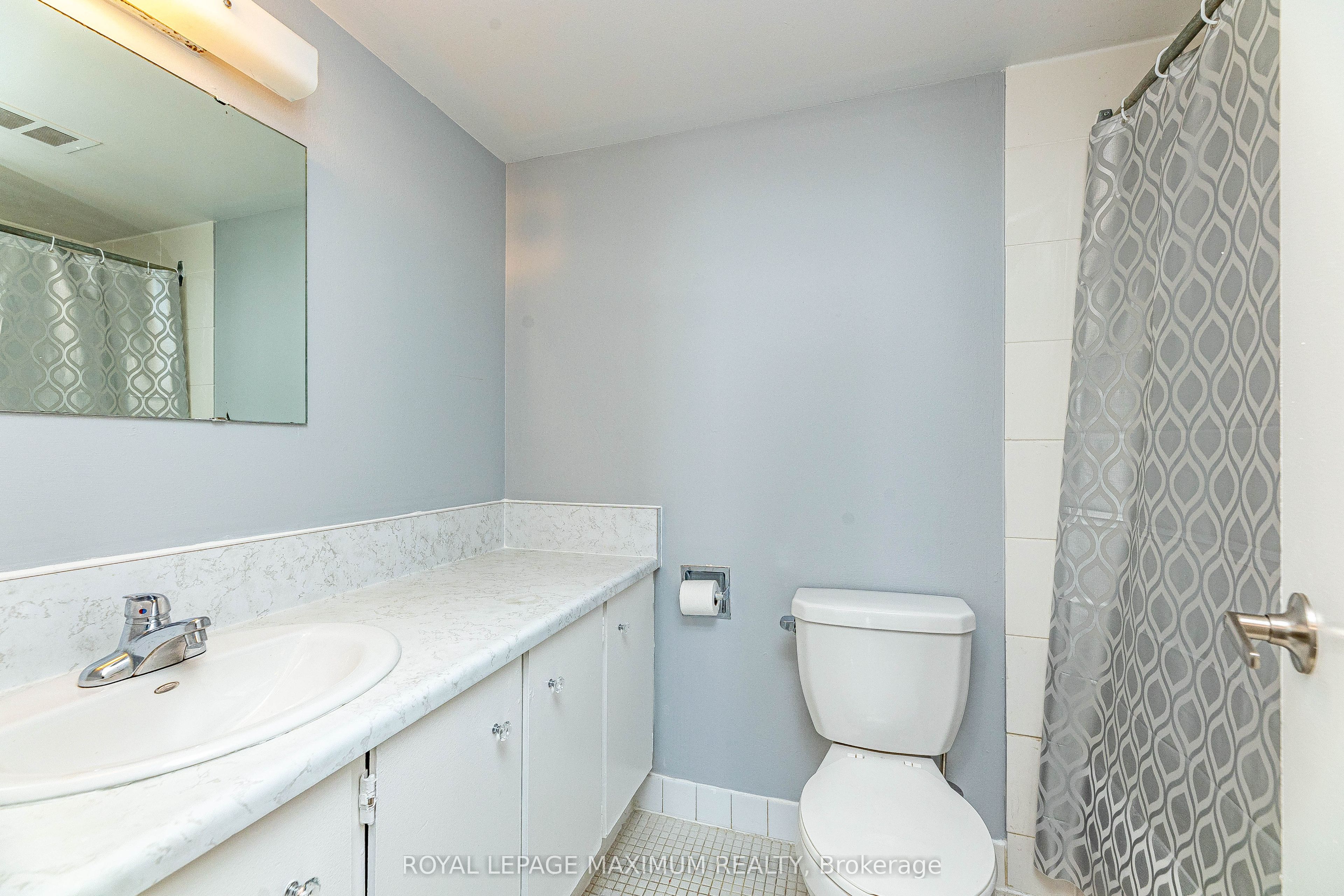 #1912 - 15 Kensington Road Property Photo 19