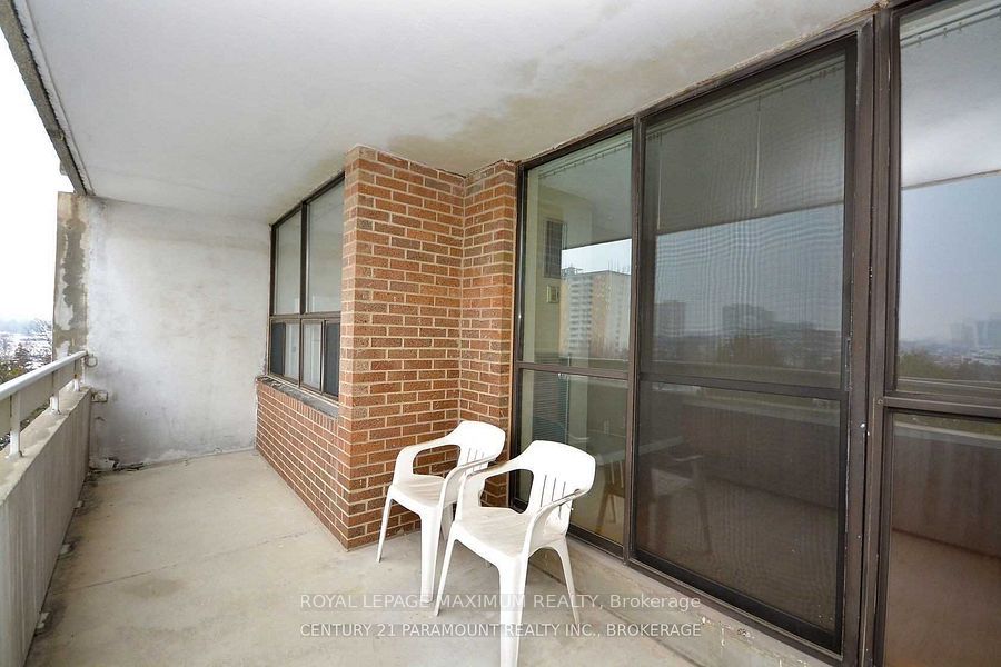 #1912 - 15 Kensington Road Property Photo 23