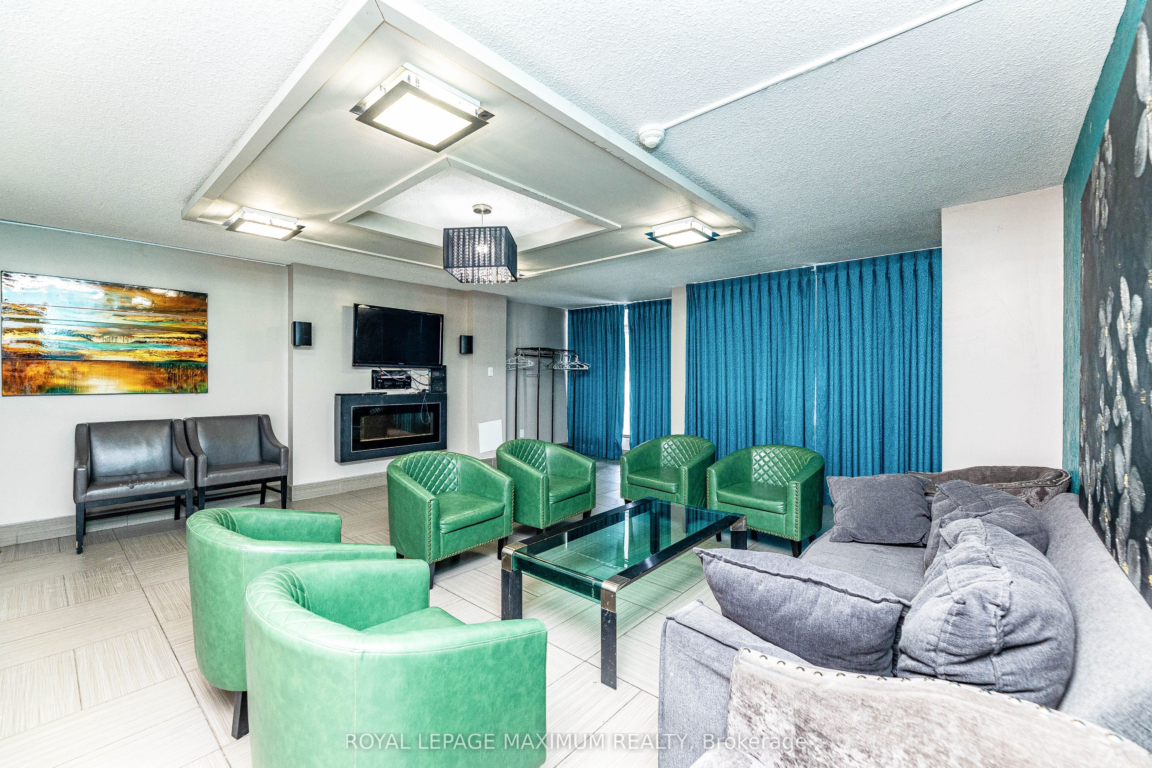 #1912 - 15 Kensington Road Property Photo 44