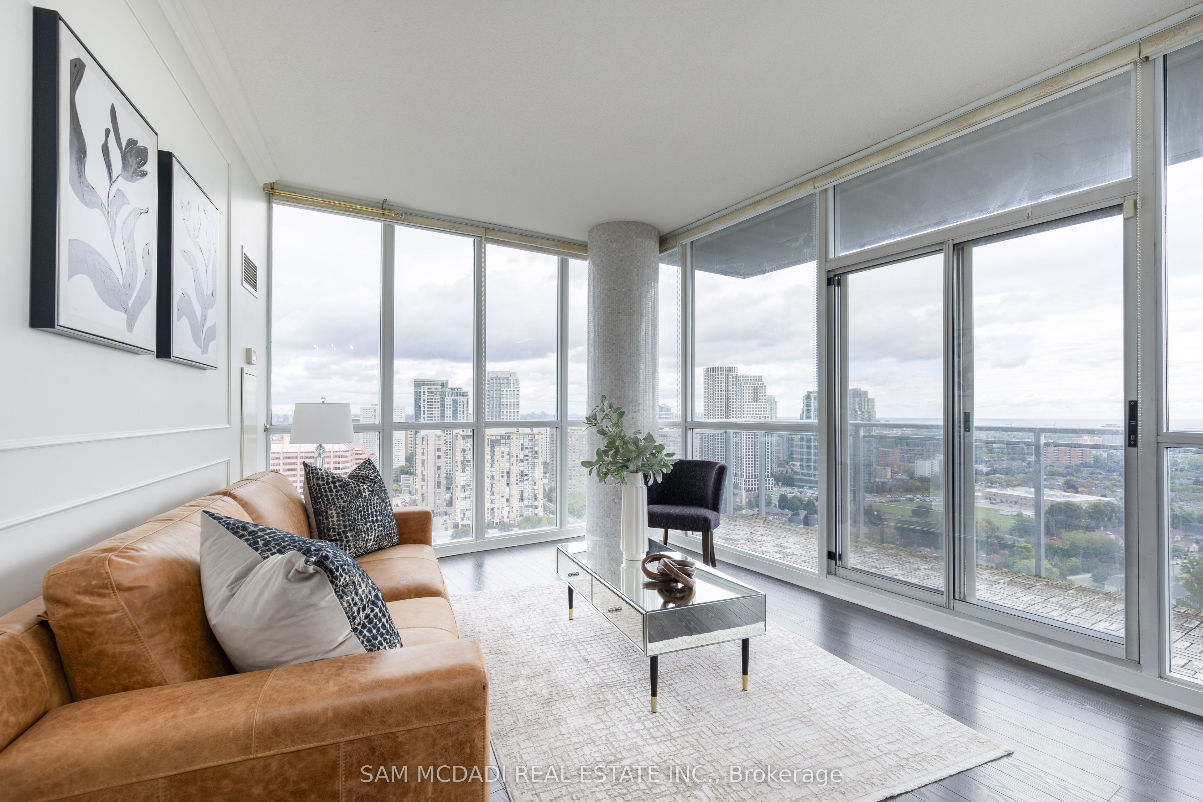 #2402 - 223 Webb Drive Property Photo 8