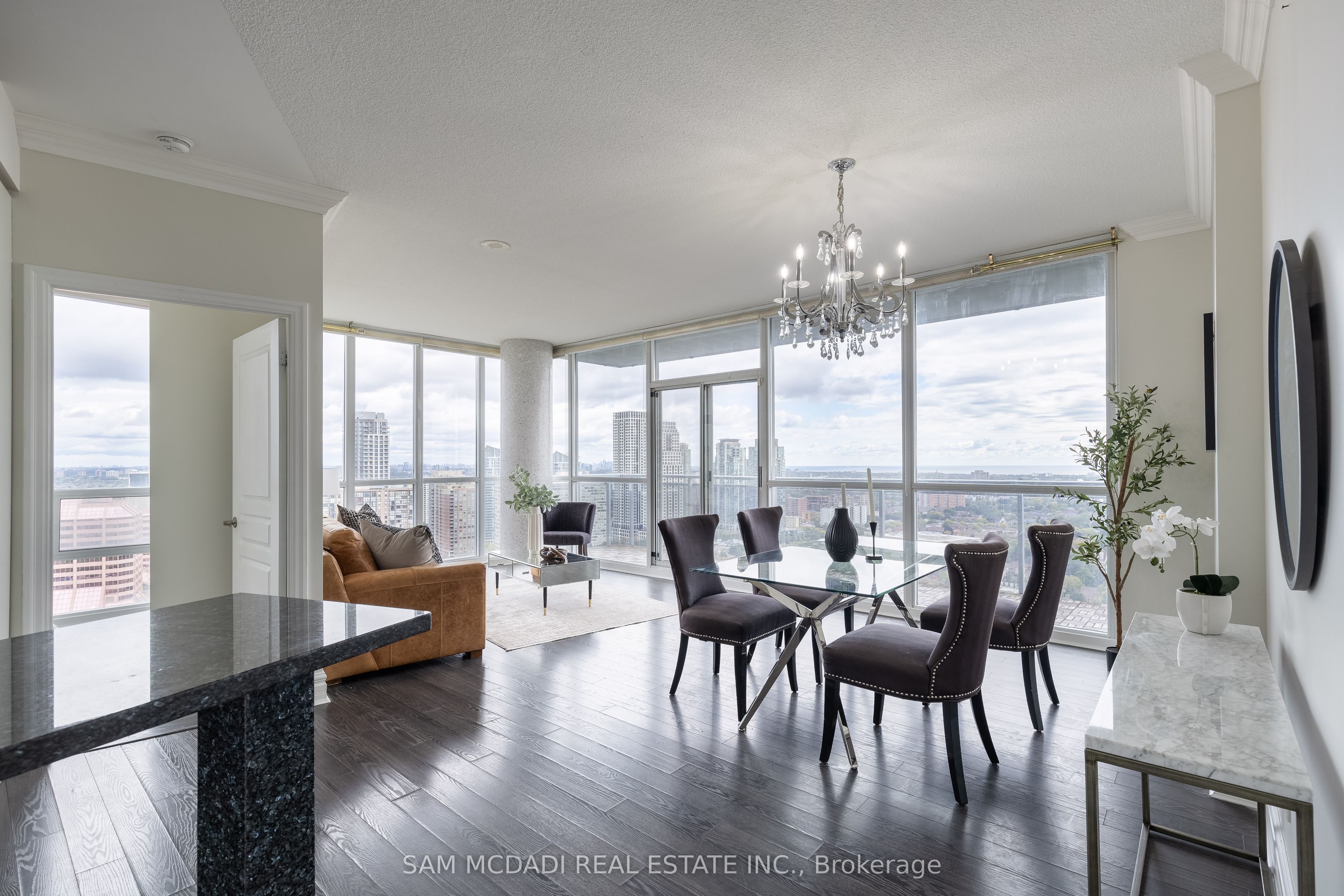 #2402 - 223 Webb Drive Property Photo 9