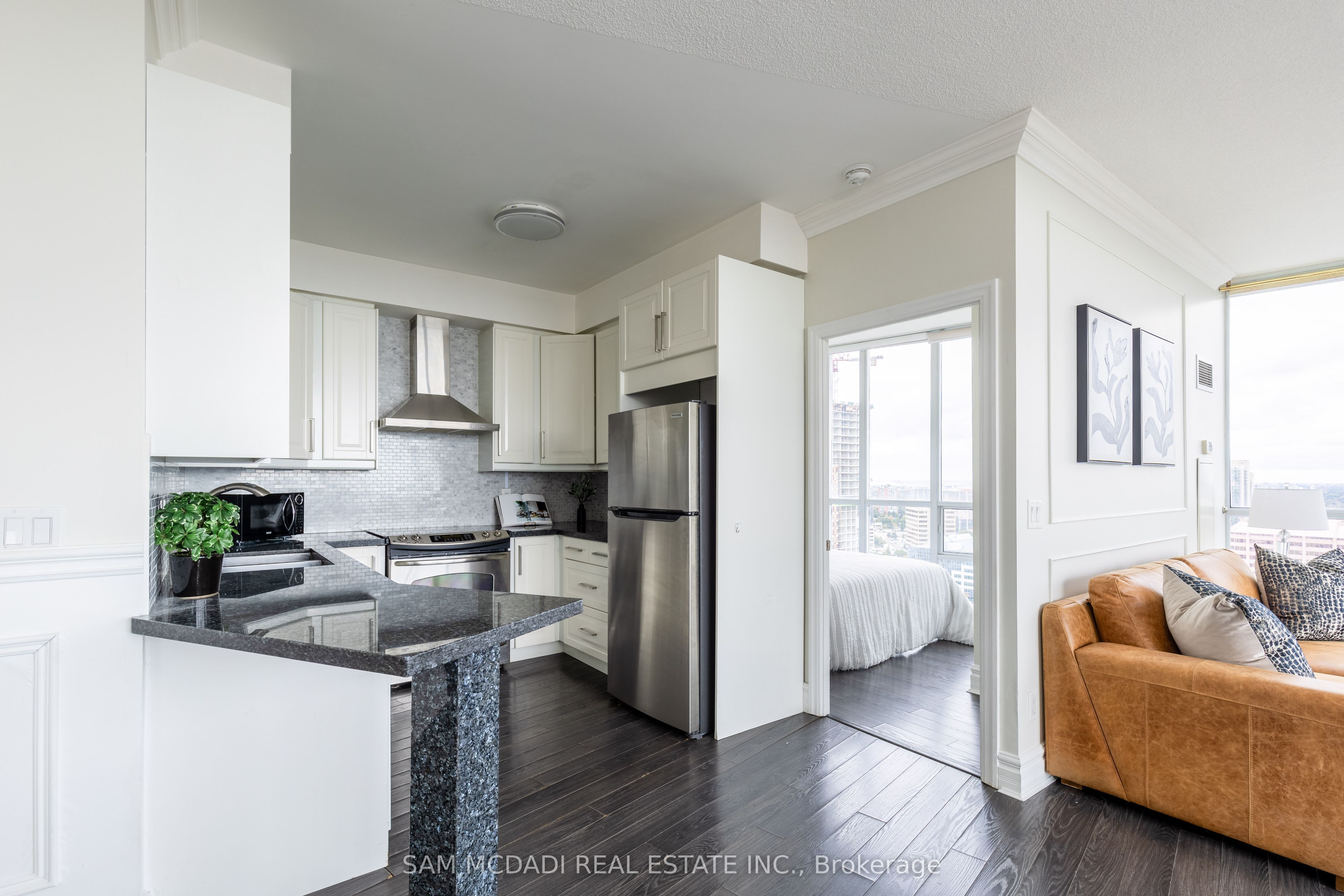 #2402 - 223 Webb Drive Property Photo 14