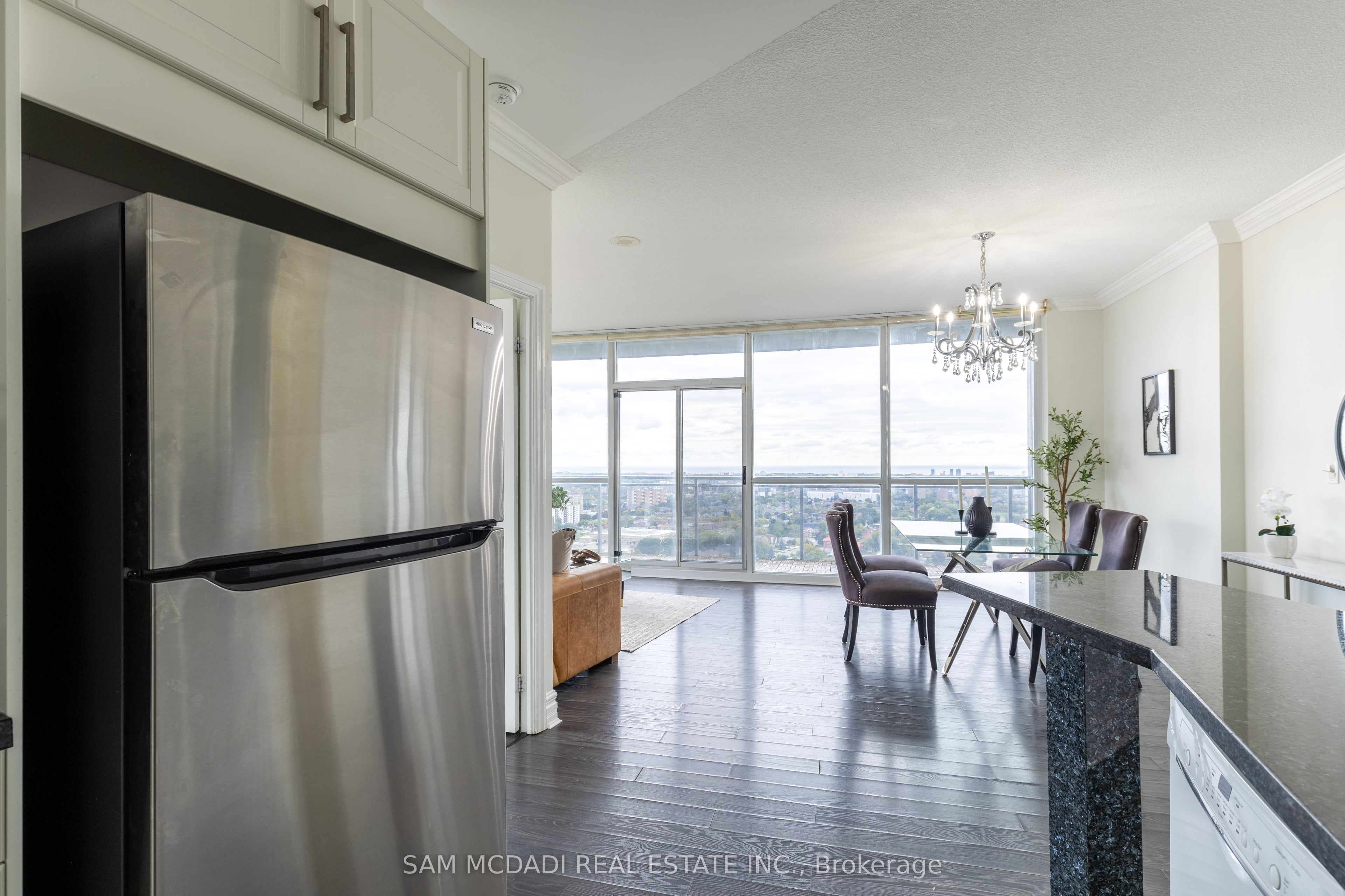 #2402 - 223 Webb Drive Property Photo 19