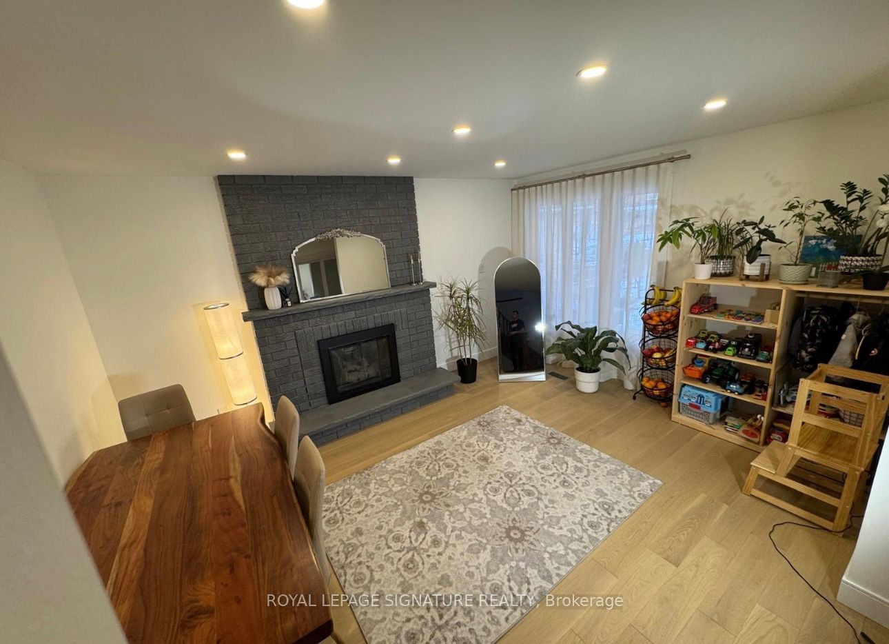 445 Malaga Road Property Photo 4