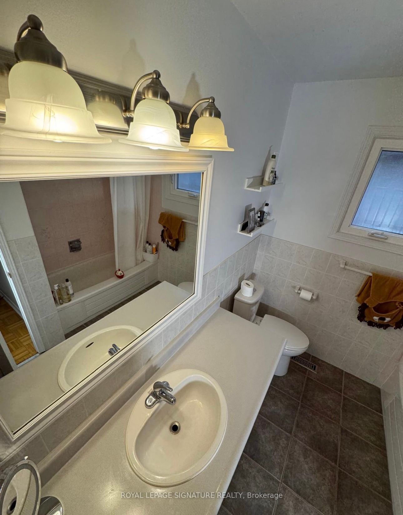 445 Malaga Road Property Photo 23