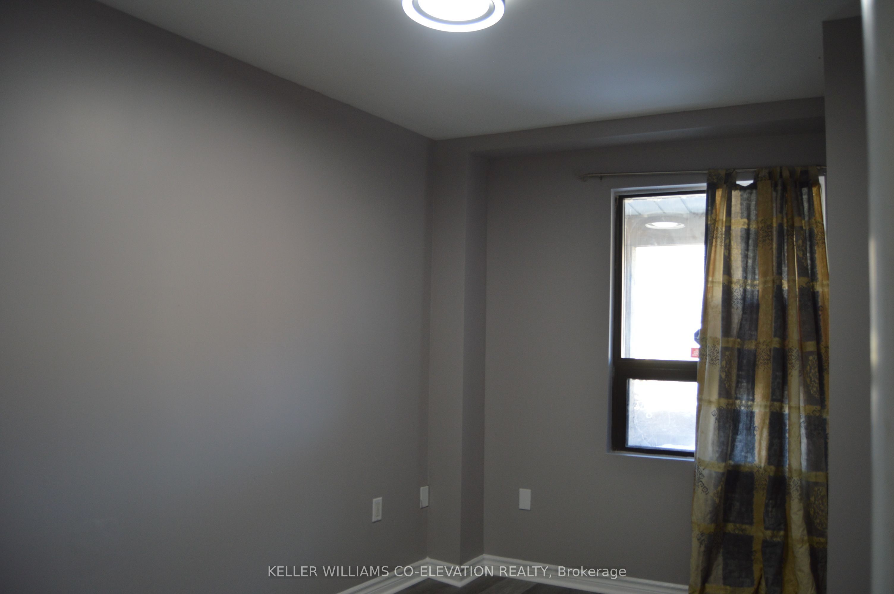856 Weston Road Property Photo 7