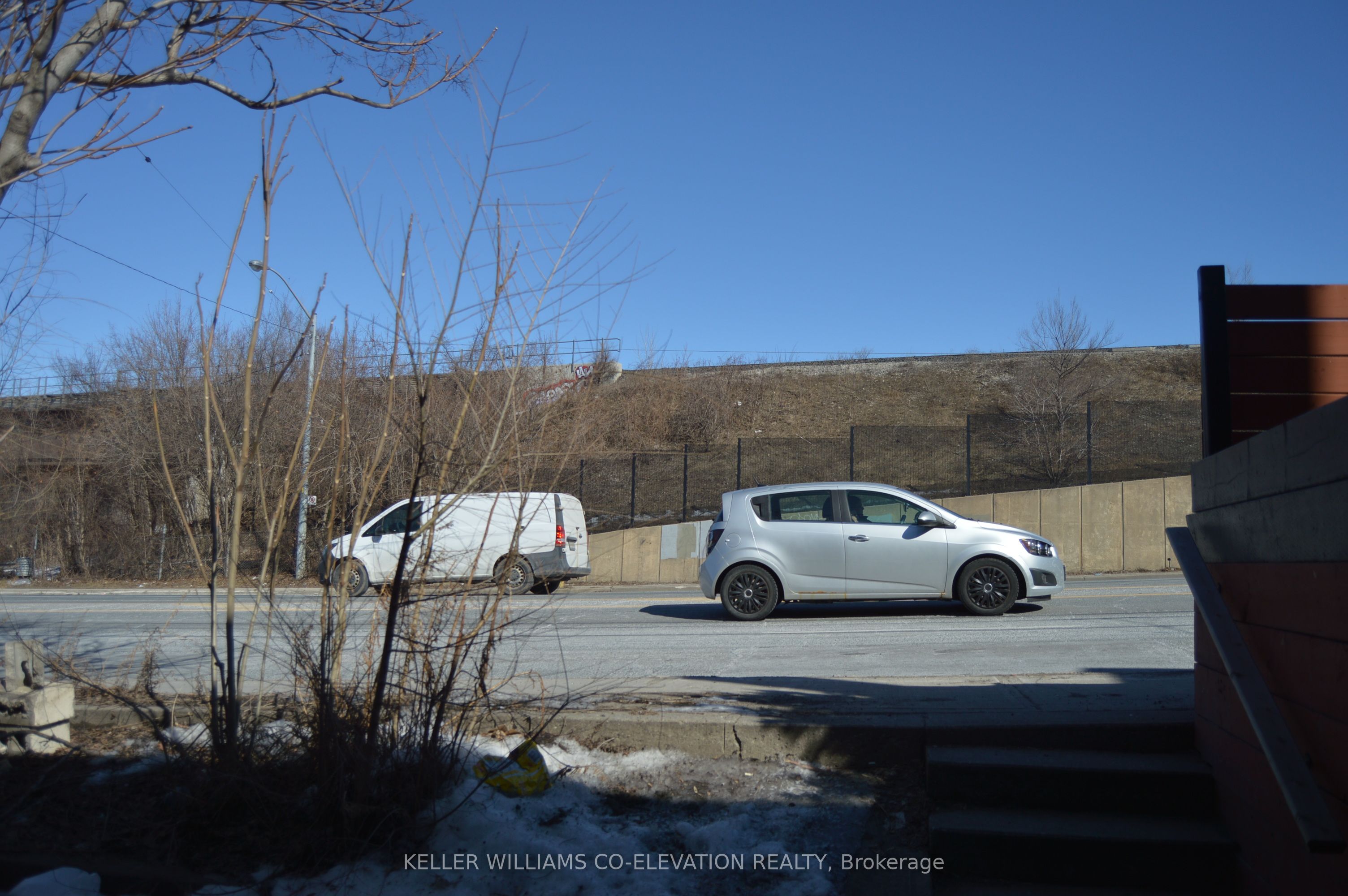 856 Weston Road Property Photo 18