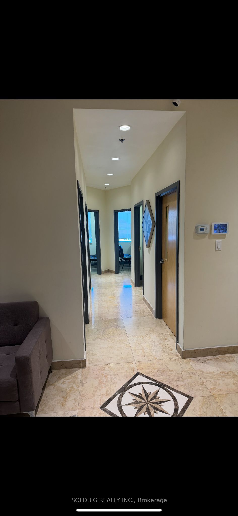 #211 - 450 Bronte Street Property Photo