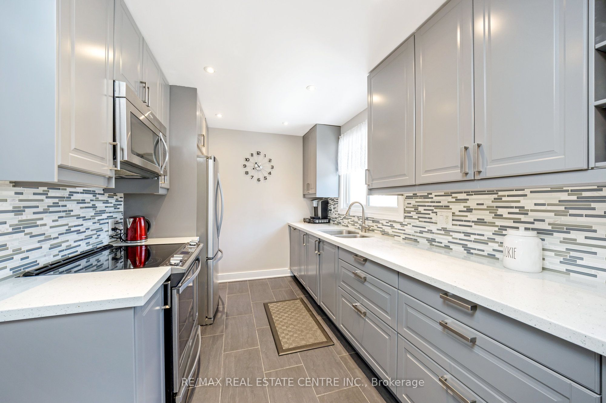 45 Division Street Property Photo 15
