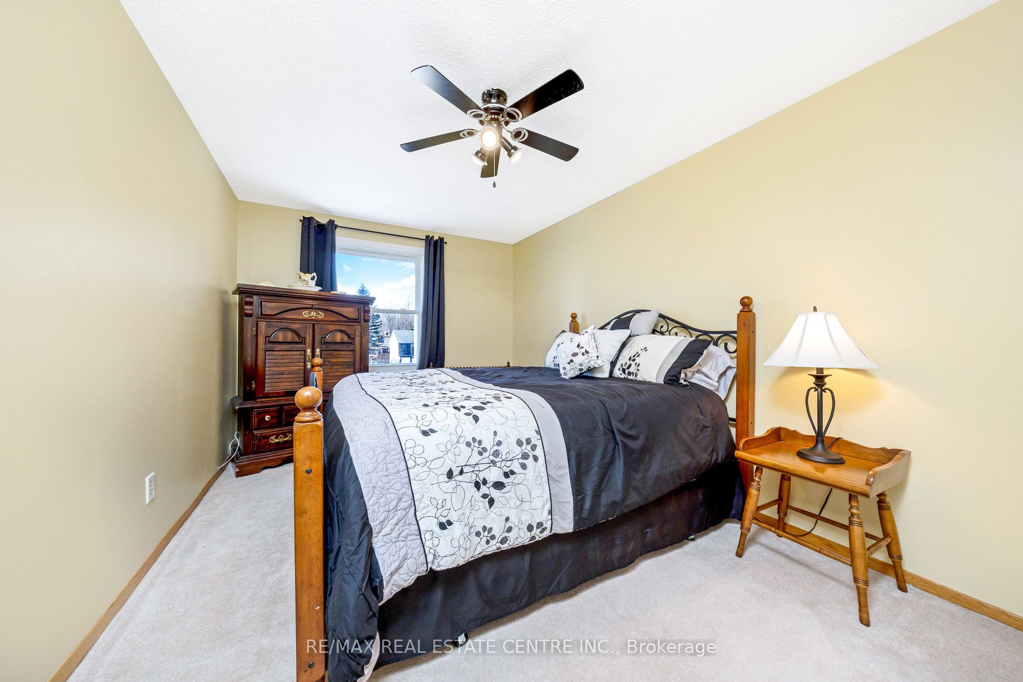 45 Division Street Property Photo 28