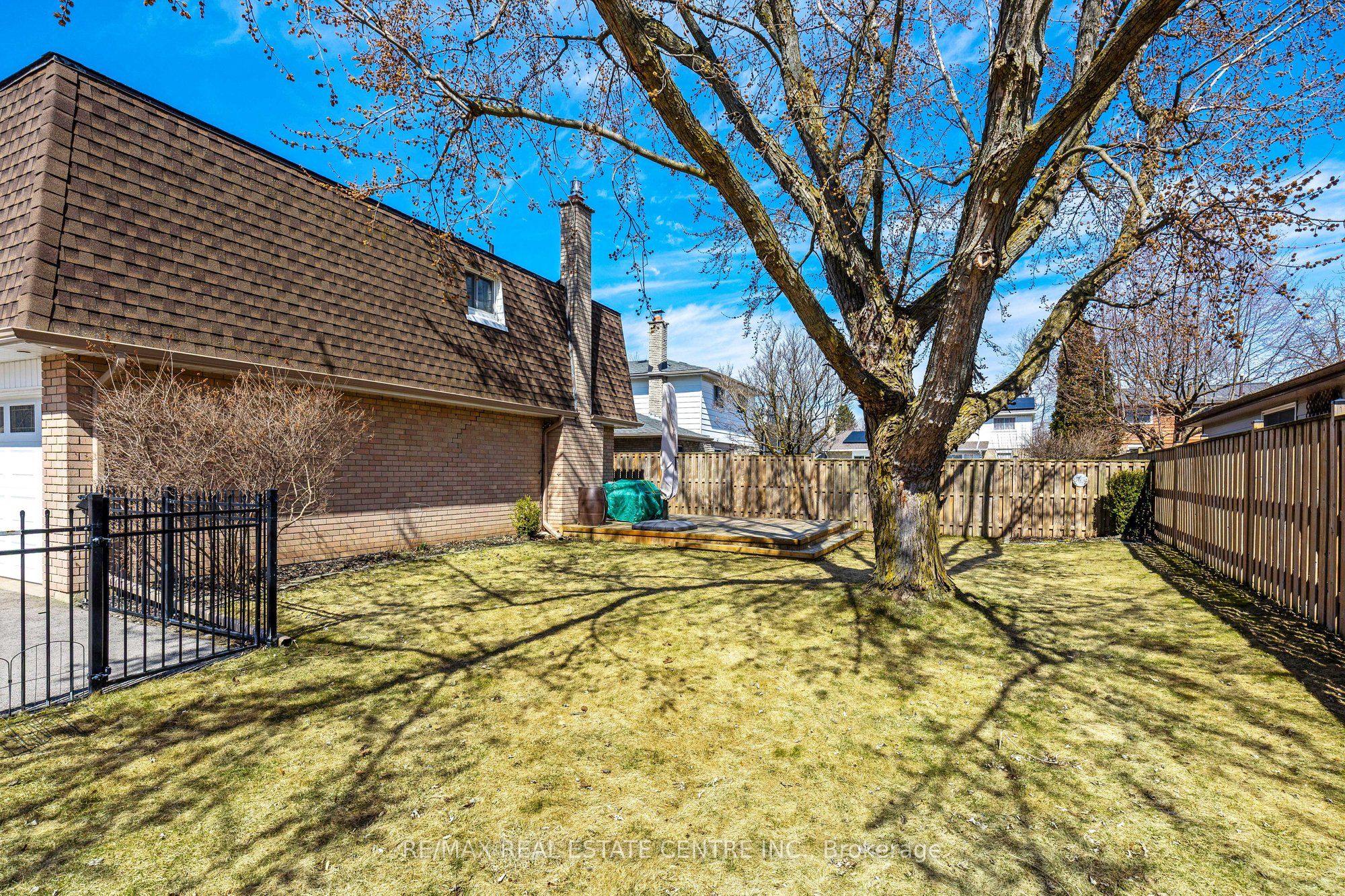 45 Division Street Property Photo 38