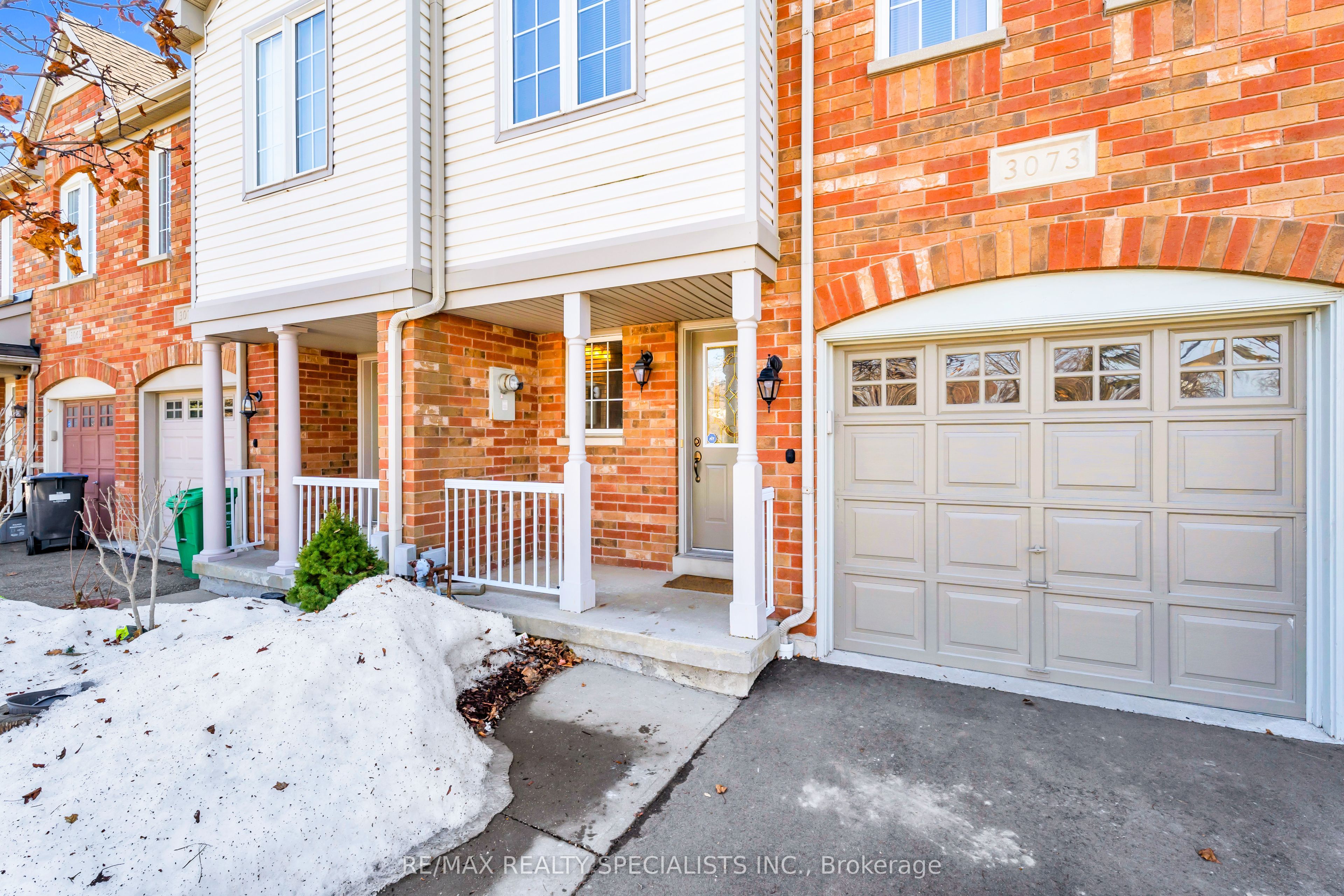 3073 Hawktail Crescent Property Photo 4