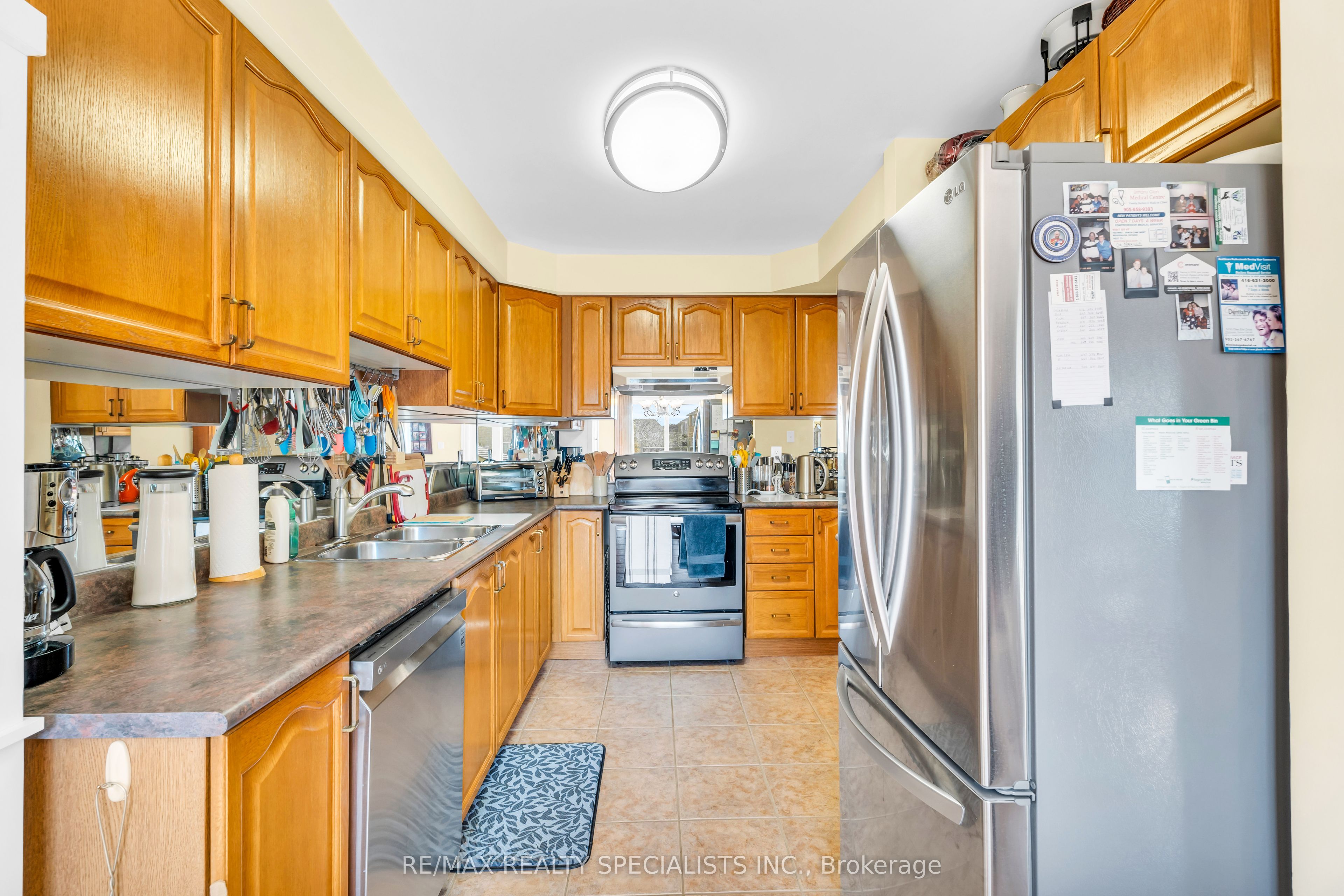 3073 Hawktail Crescent Property Photo 14