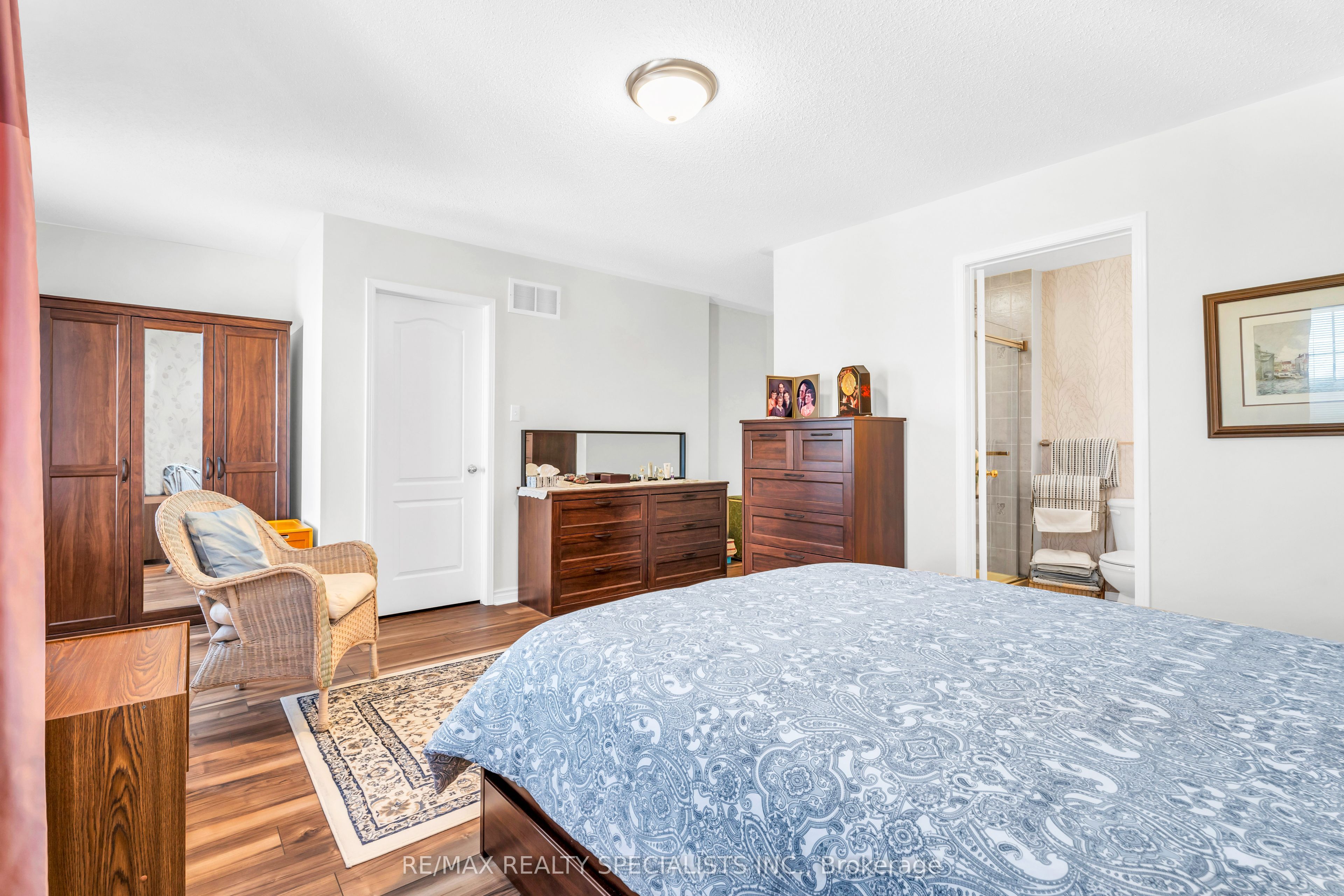 3073 Hawktail Crescent Property Photo 24