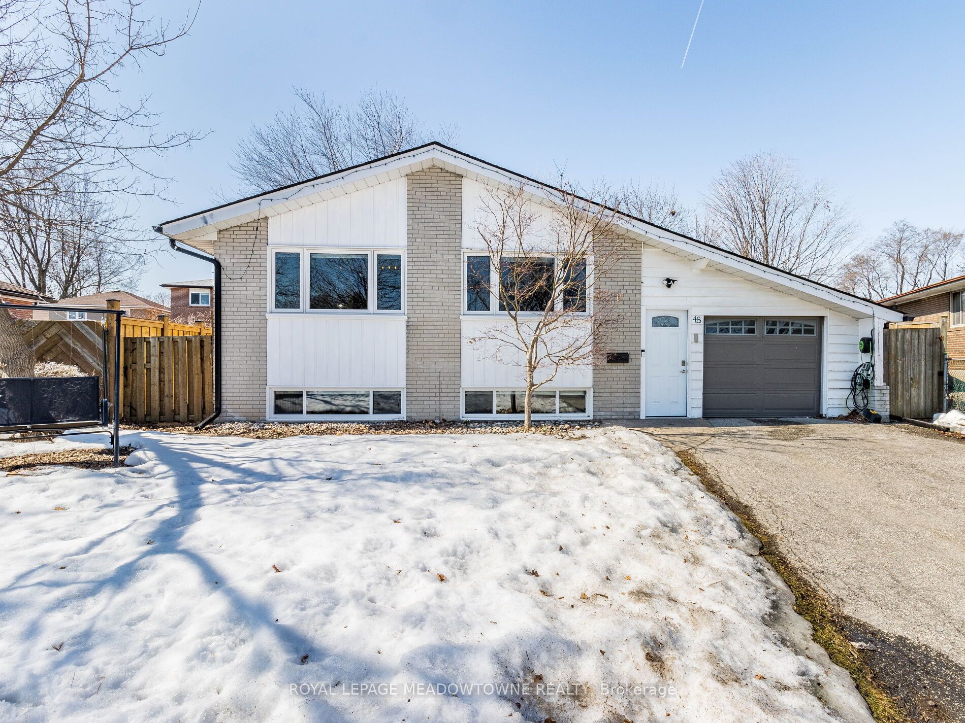 48 Chatsworth Drive Property Photo 1