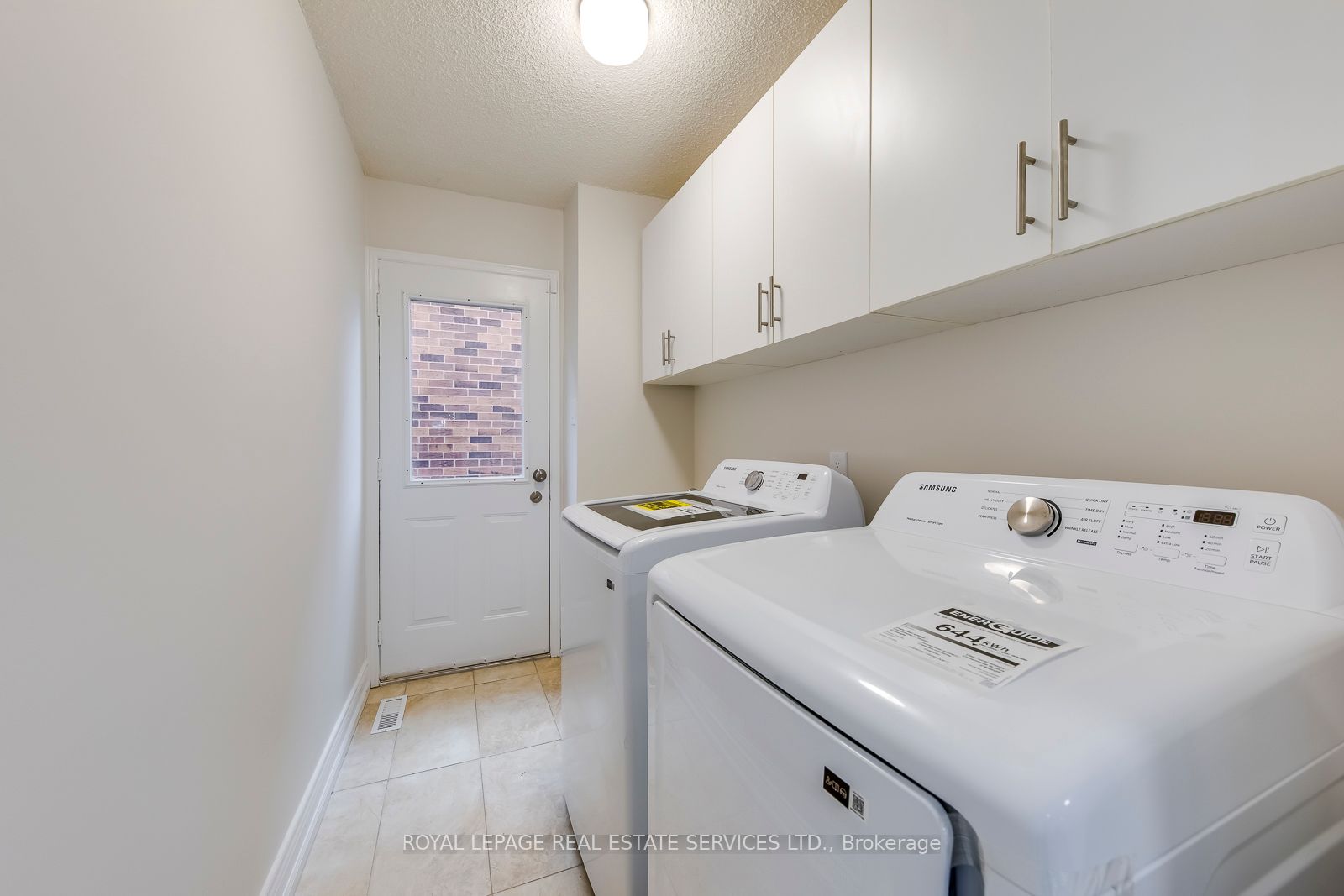 4504 Gullfoot Circle Property Photo 19