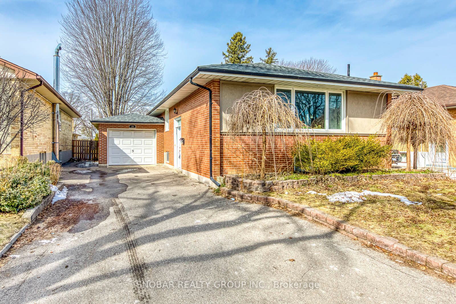 24 Ludgate Drive Property Photo