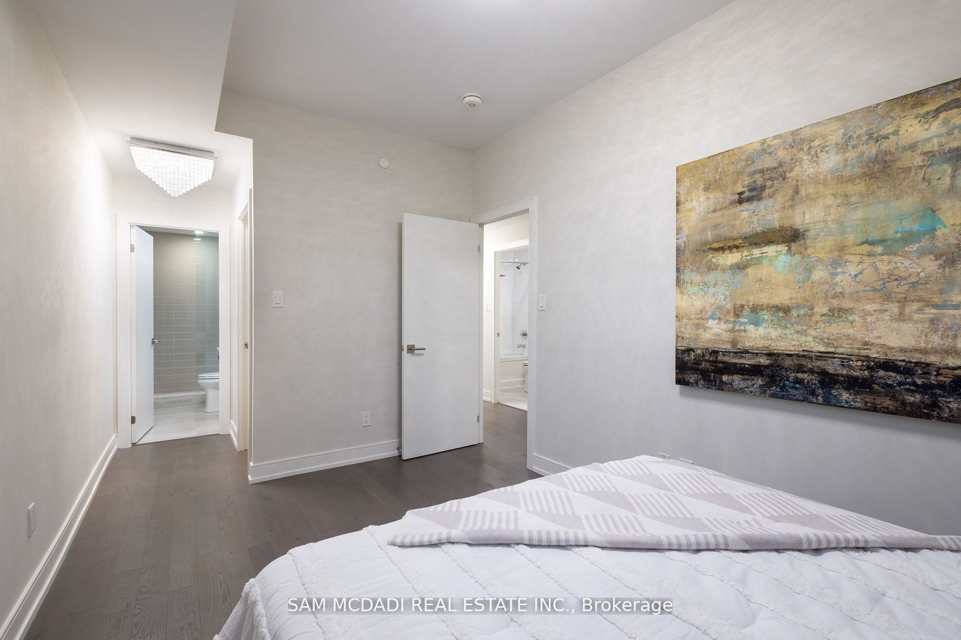 #1 - 670 Atwater Avenue Property Photo 12