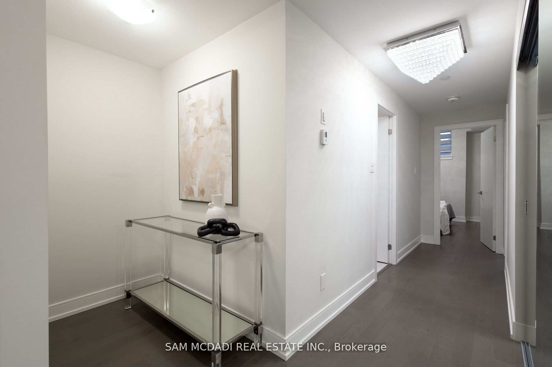 #1 - 670 Atwater Avenue Property Photo 15