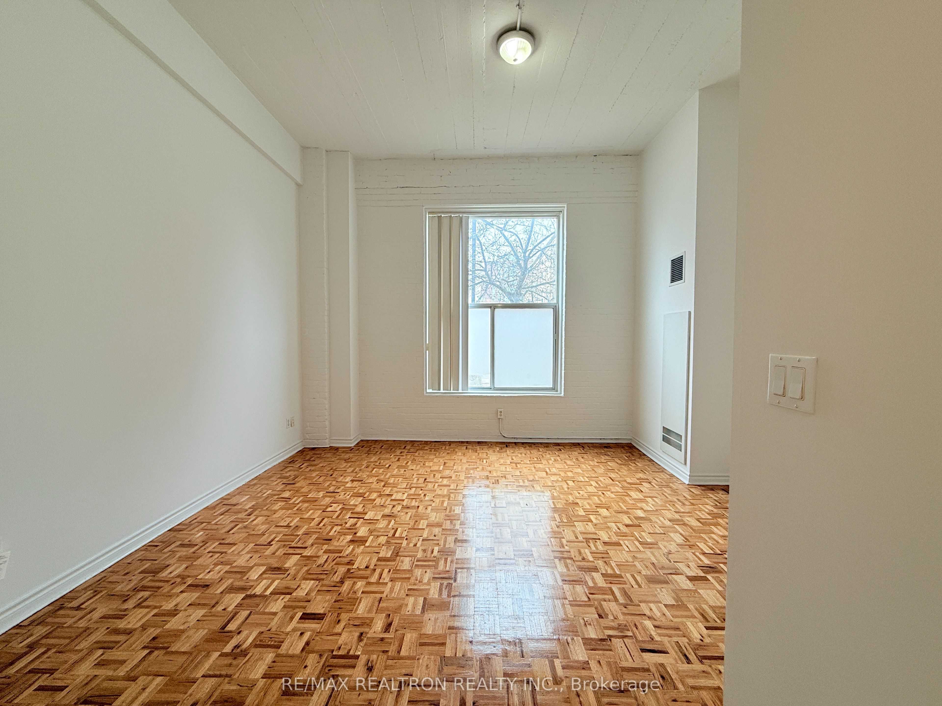 #114 - 1401 Dupont Street Property Photo