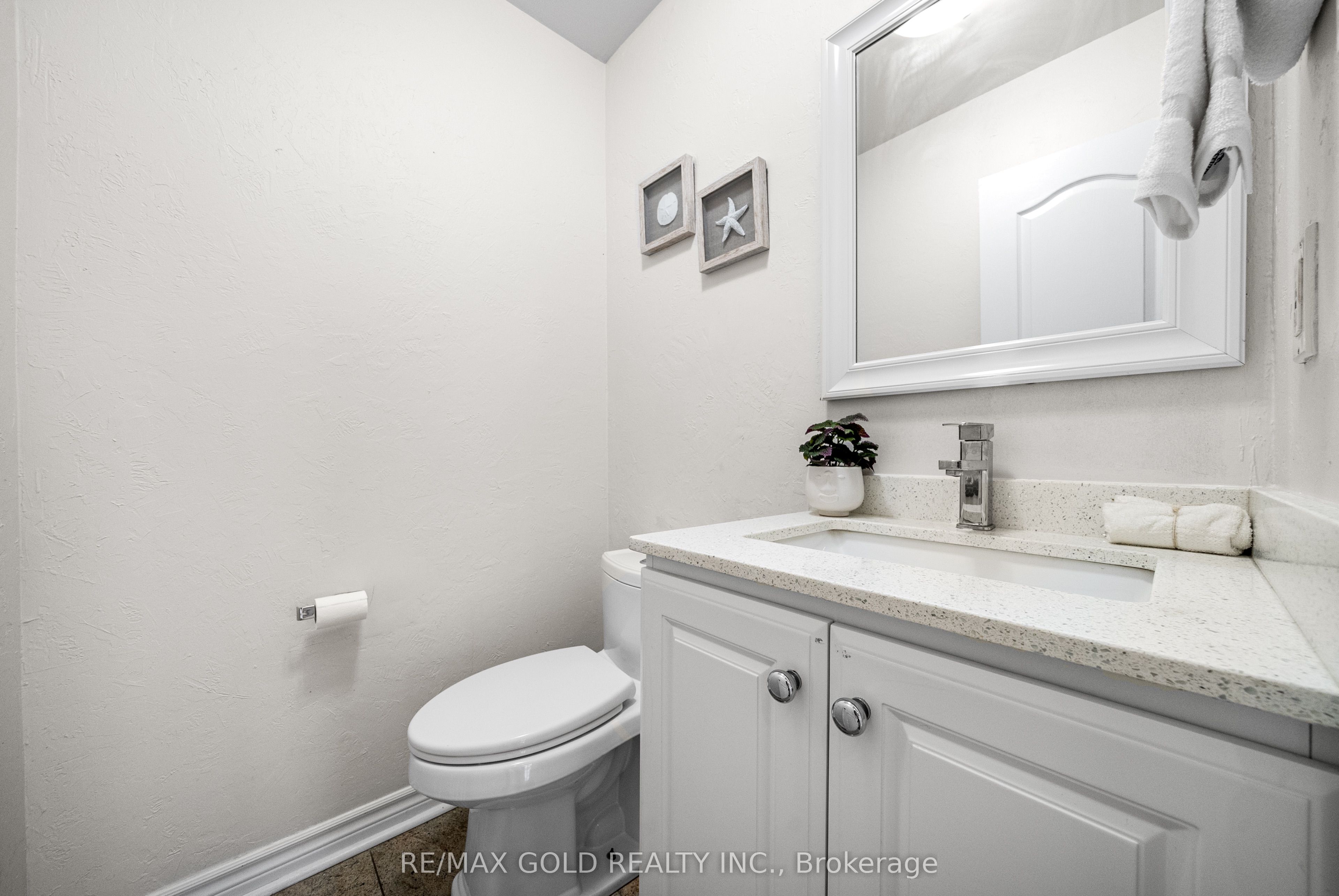 1435 Emerson Lane Property Photo 17