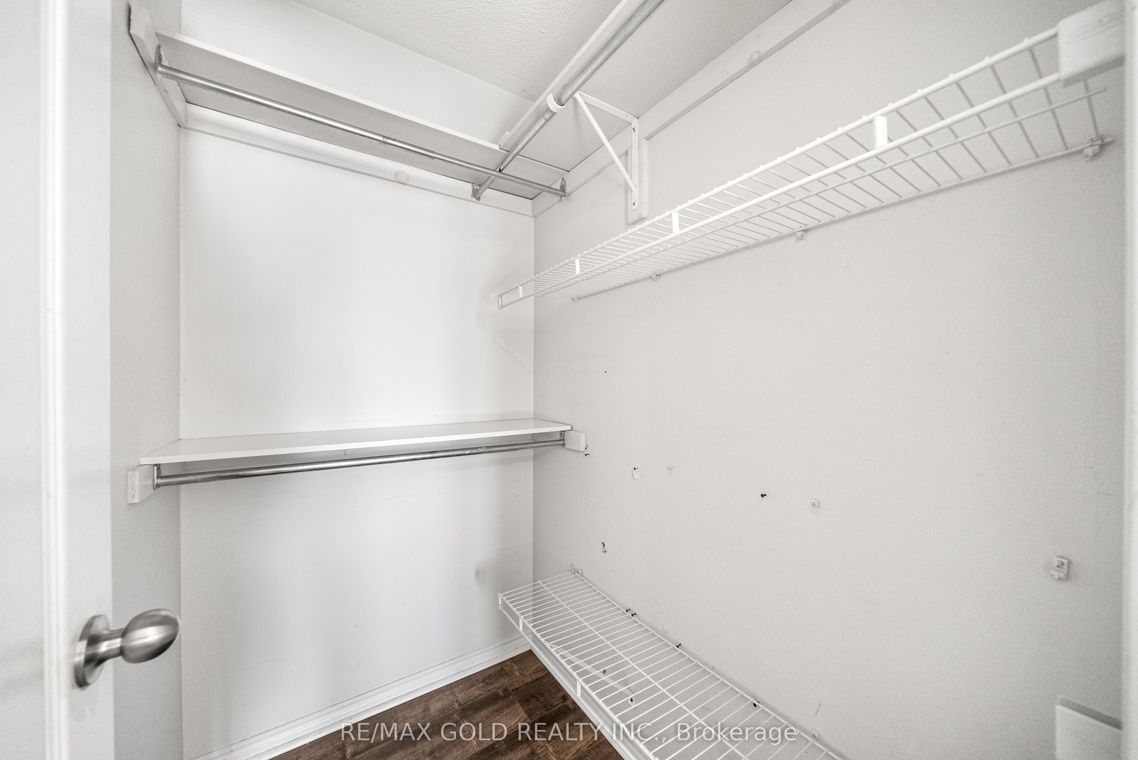 1435 Emerson Lane Property Photo 26