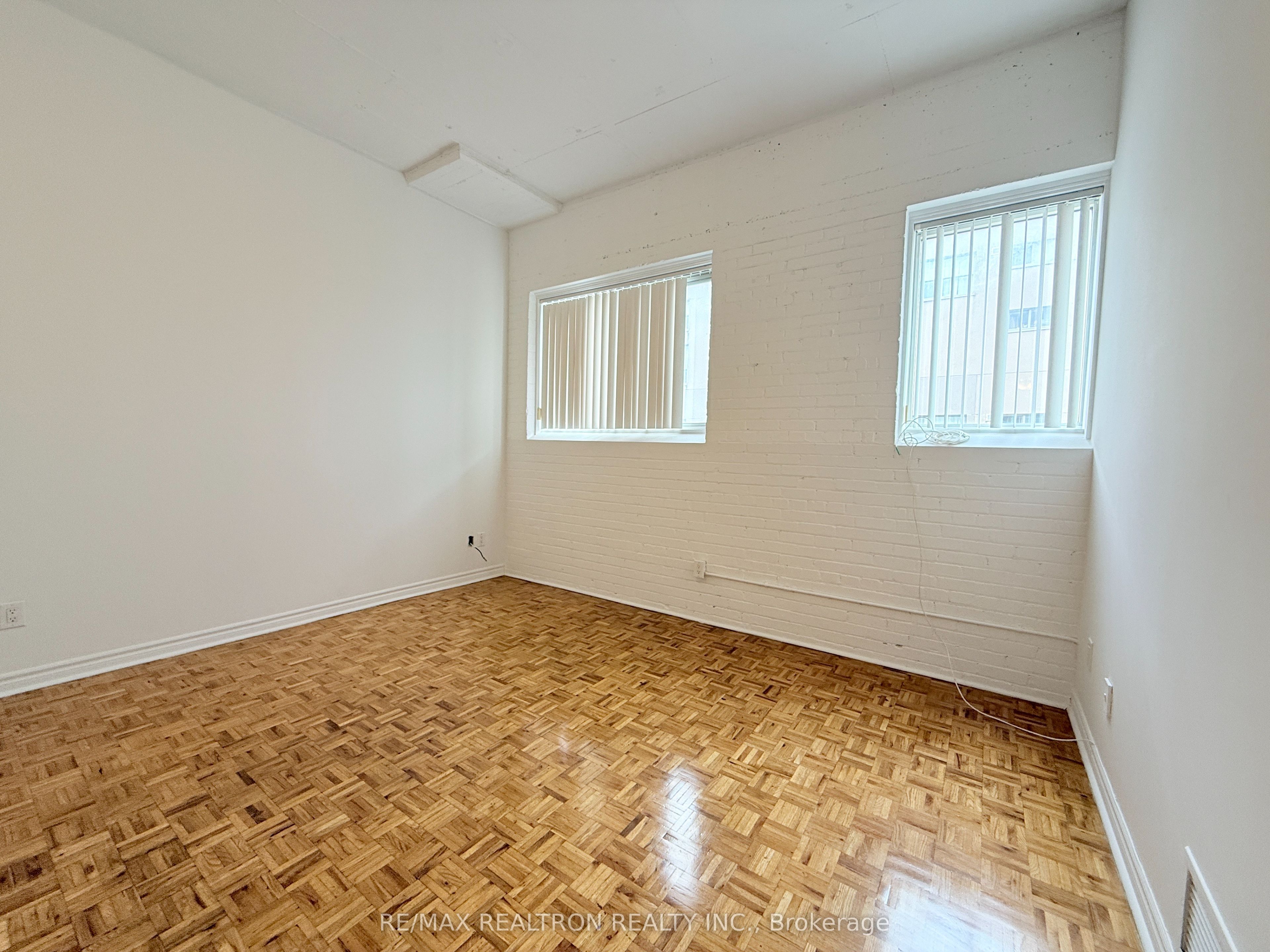 #407 - 1401 Dupont Street Property Photo