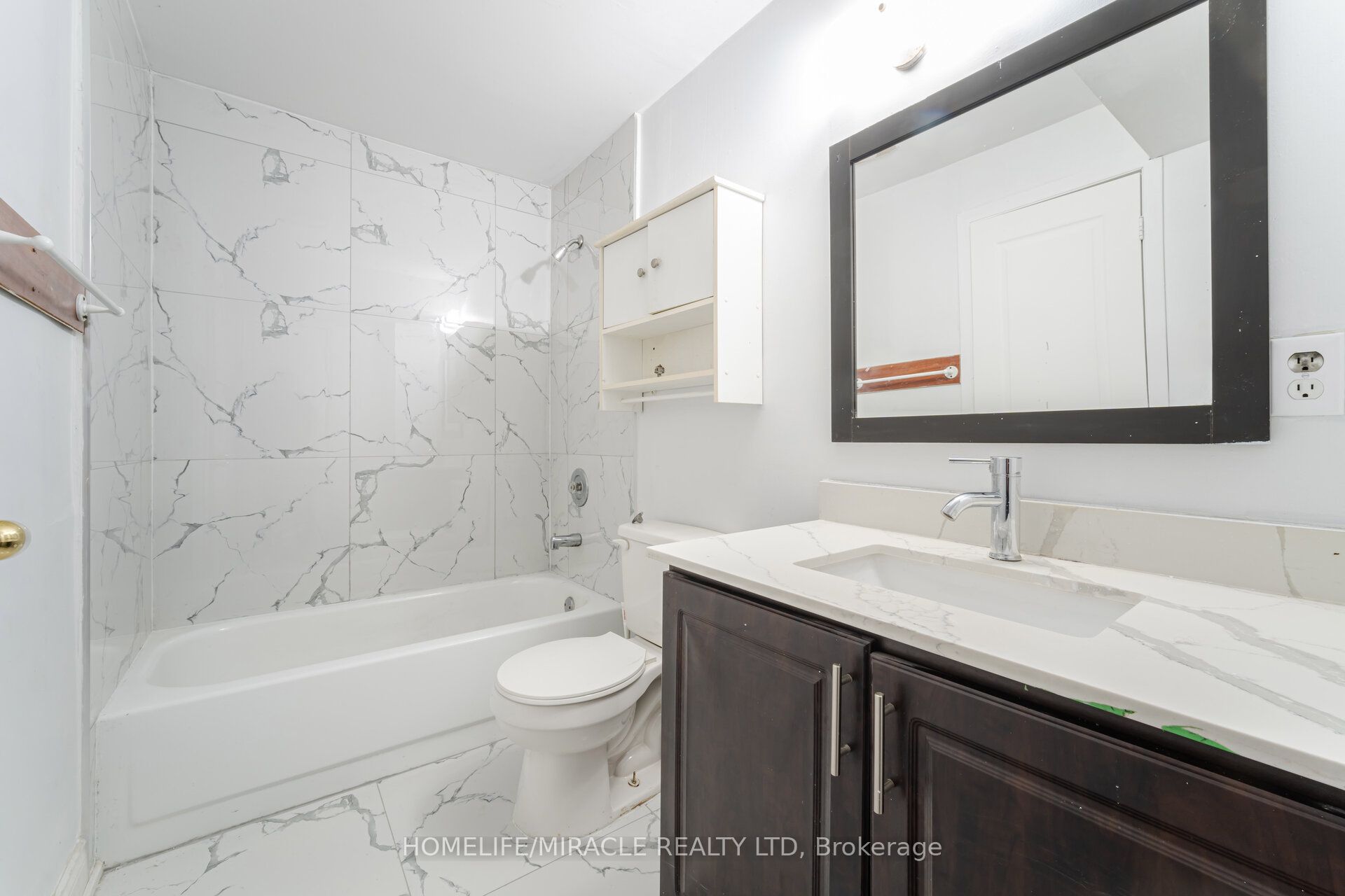 21 Muskoka Street Property Photo 45