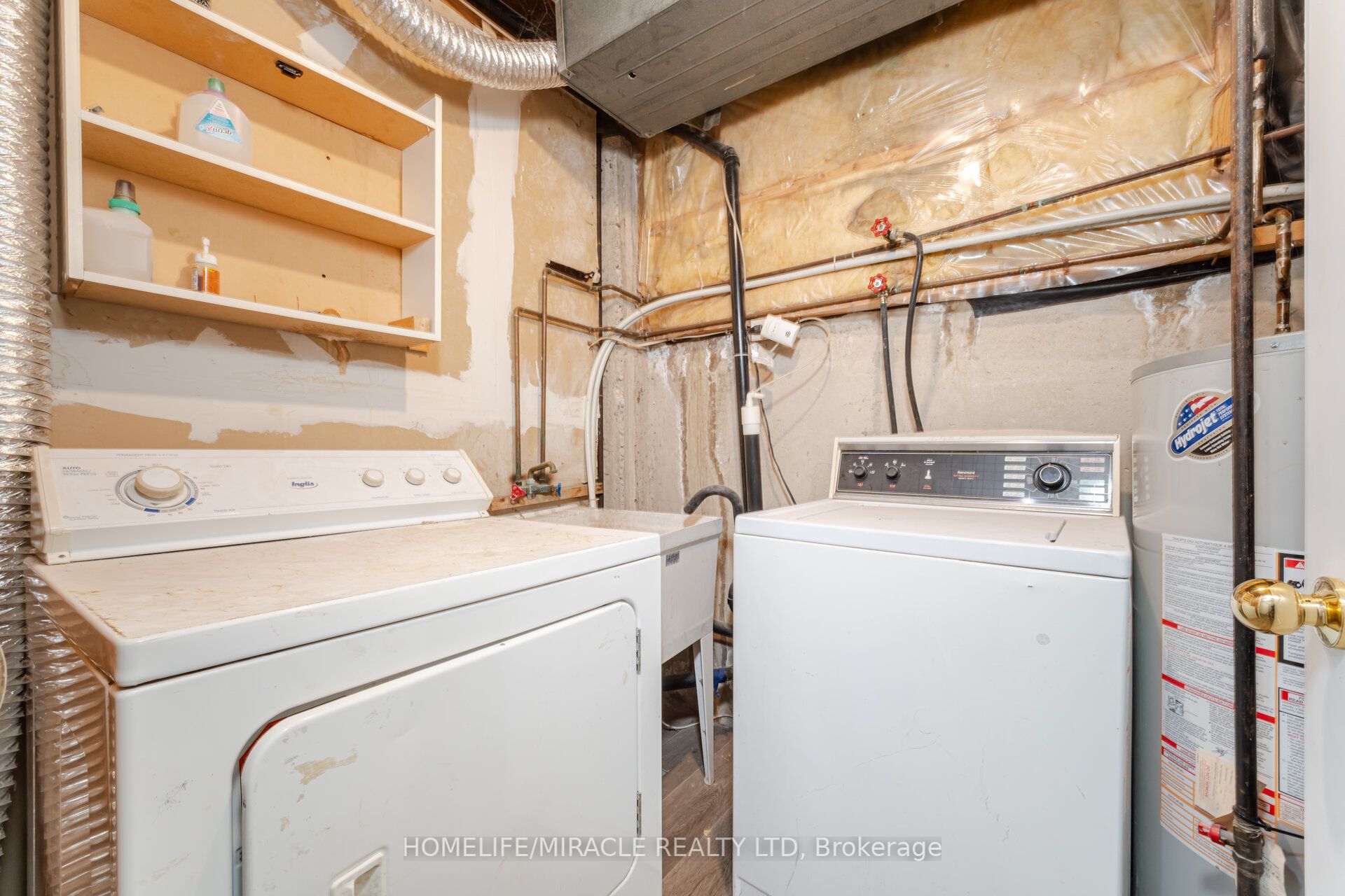 21 Muskoka Street Property Photo 46