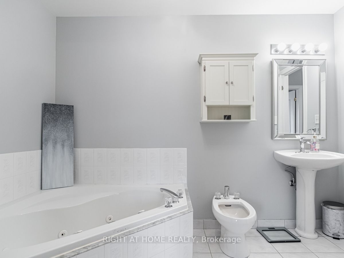 45 Rutland Street Property Photo 21