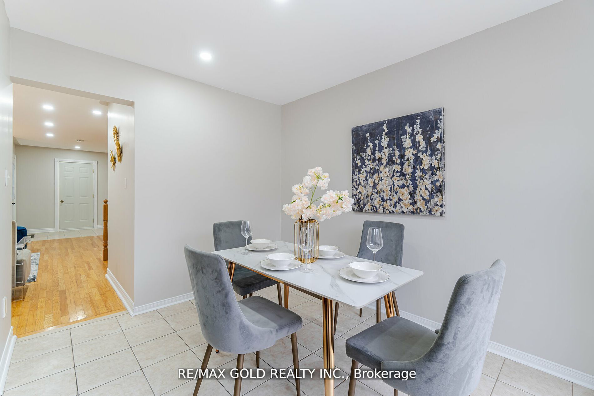 32 Dills Crescent Property Photo 3