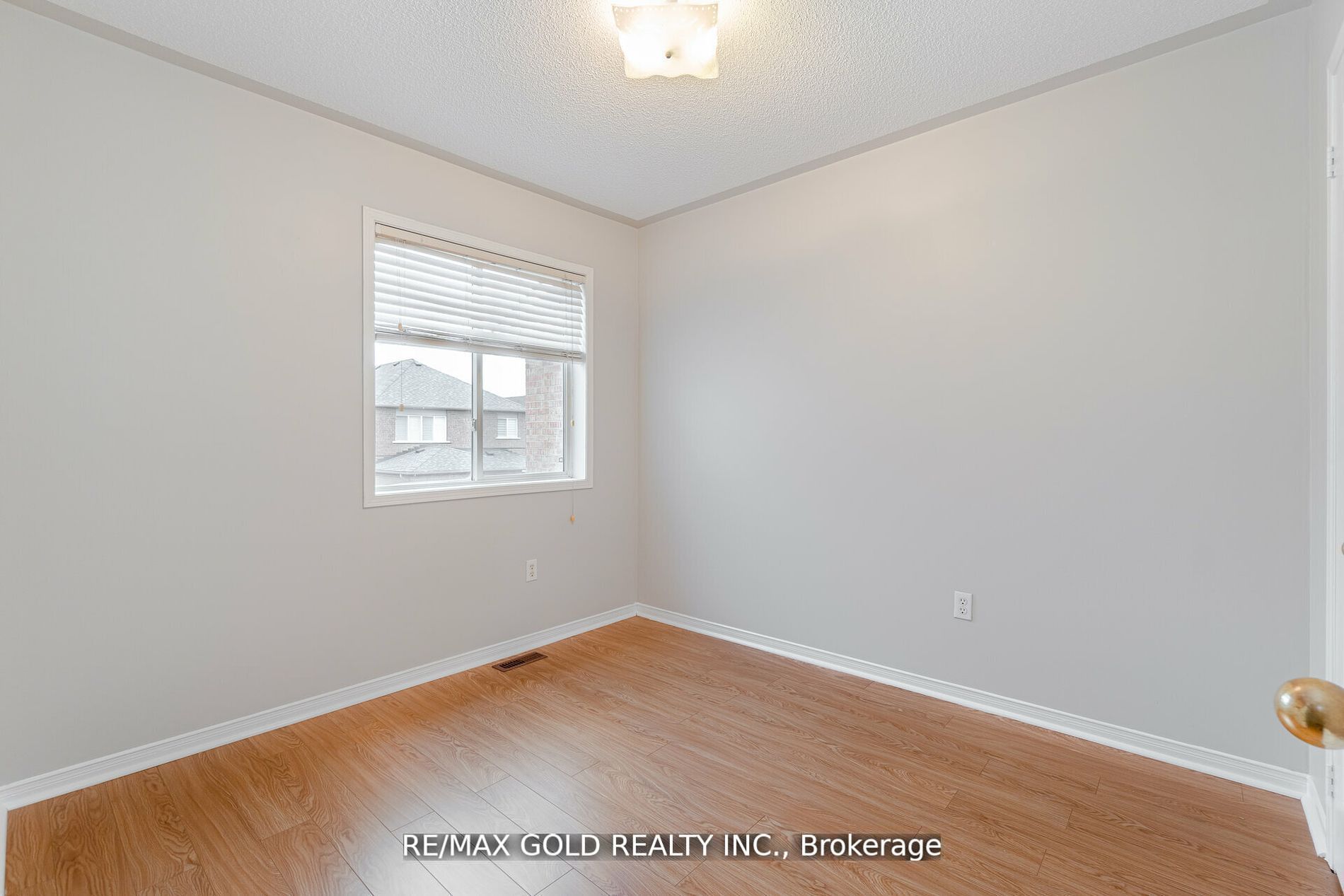 32 Dills Crescent Property Photo 24