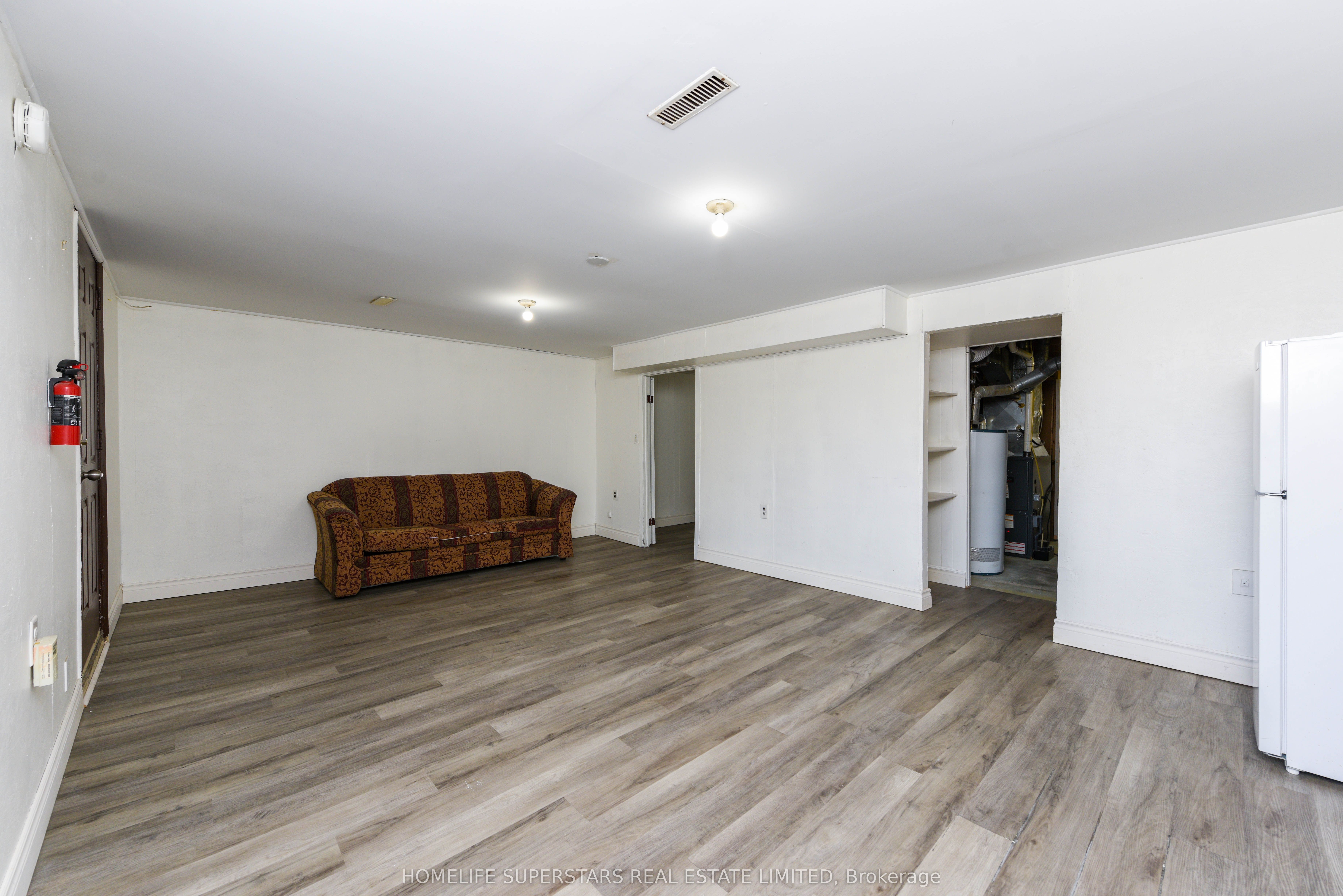 3424 Laddie Crescent Property Photo 37