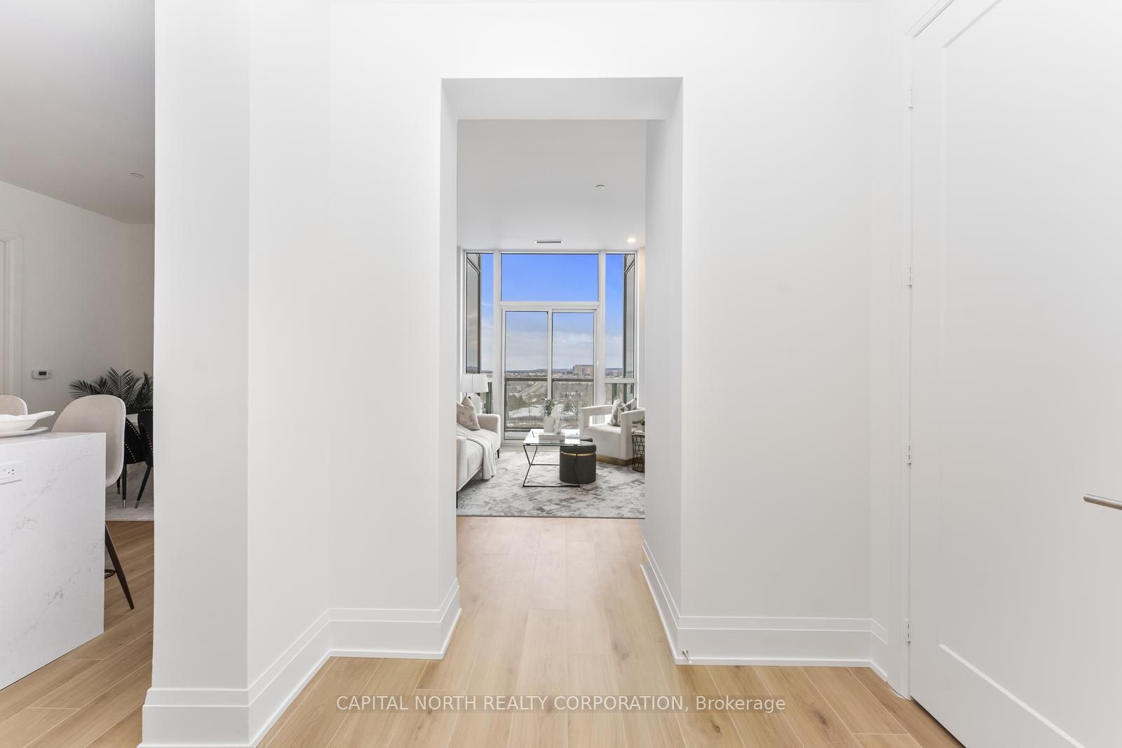#801 - 509 Dundas Street Property Photo 10