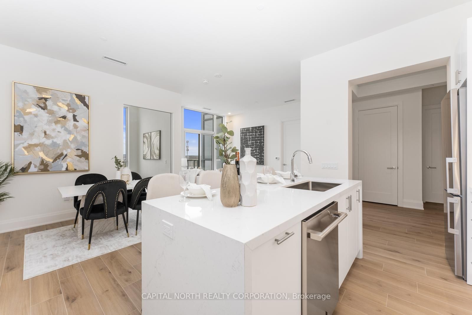#801 - 509 Dundas Street Property Photo 14