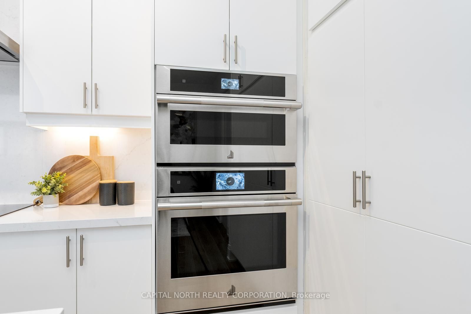 #801 - 509 Dundas Street Property Photo 19