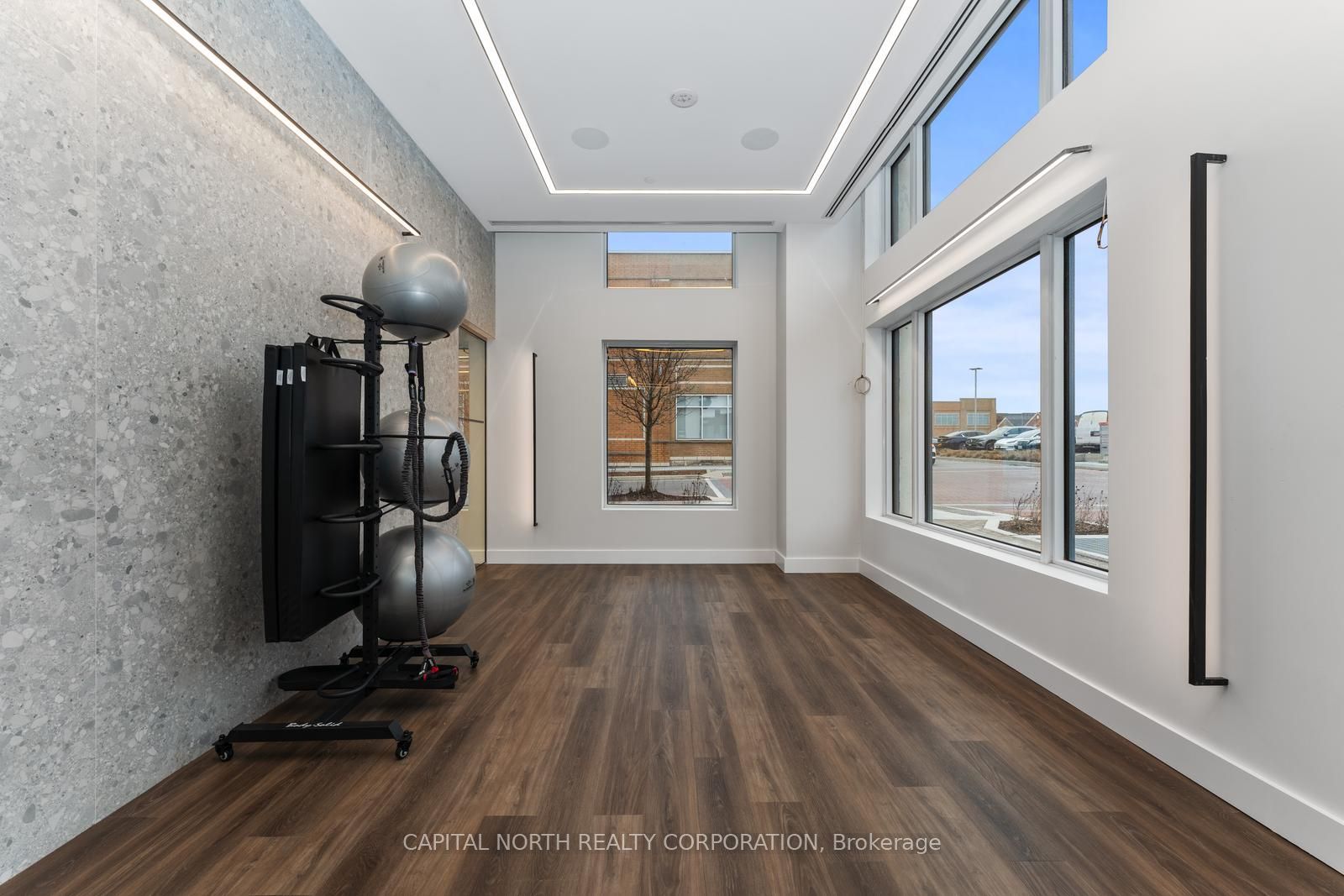 #801 - 509 Dundas Street Property Photo 37