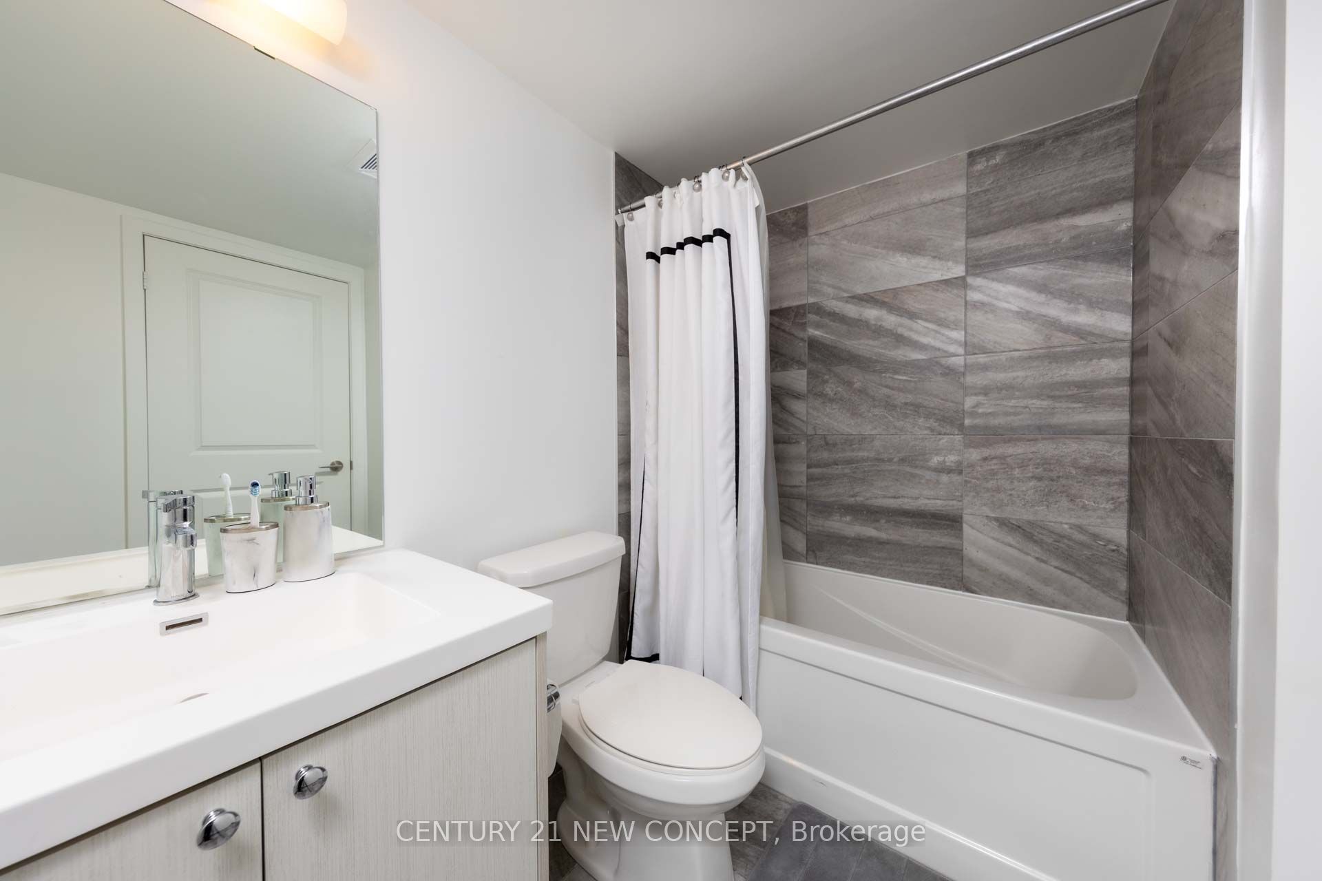 #211 - 155 Downsview Park Boulevard Property Photo 33