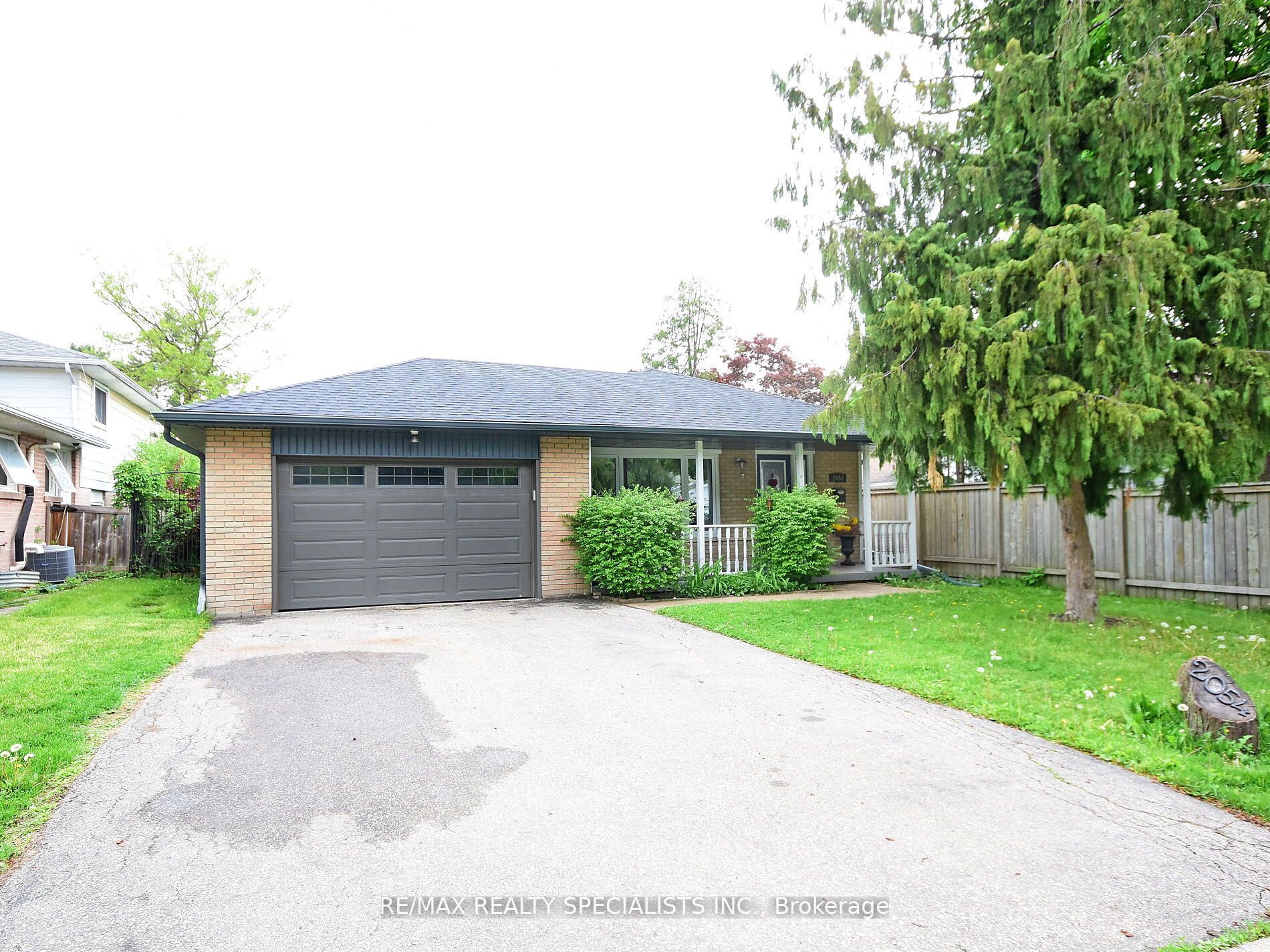 2054 Davebrook Road Property Photo 1