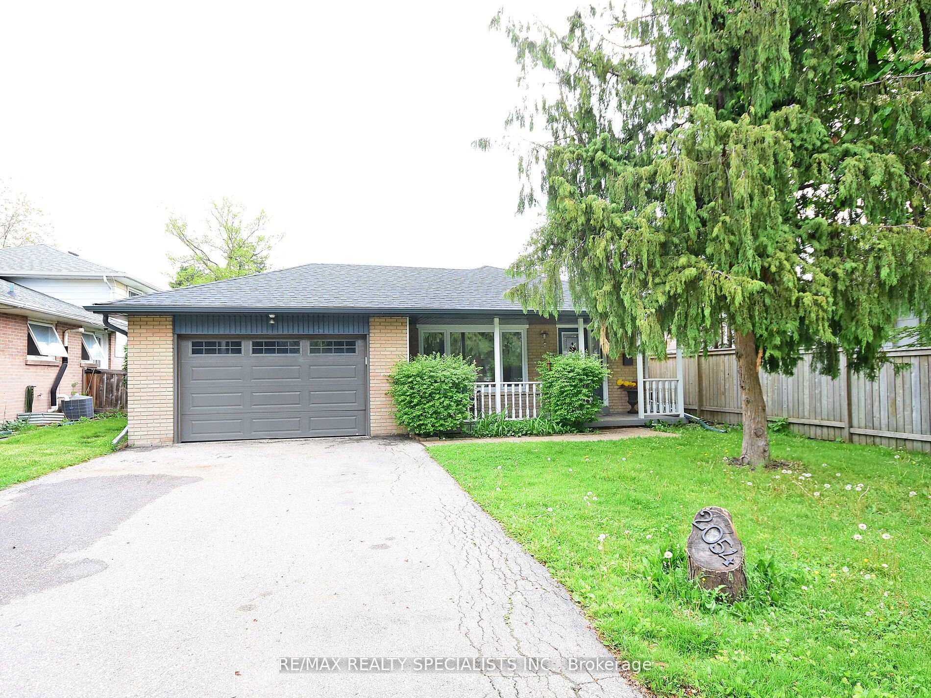 2054 Davebrook Road Property Photo 2