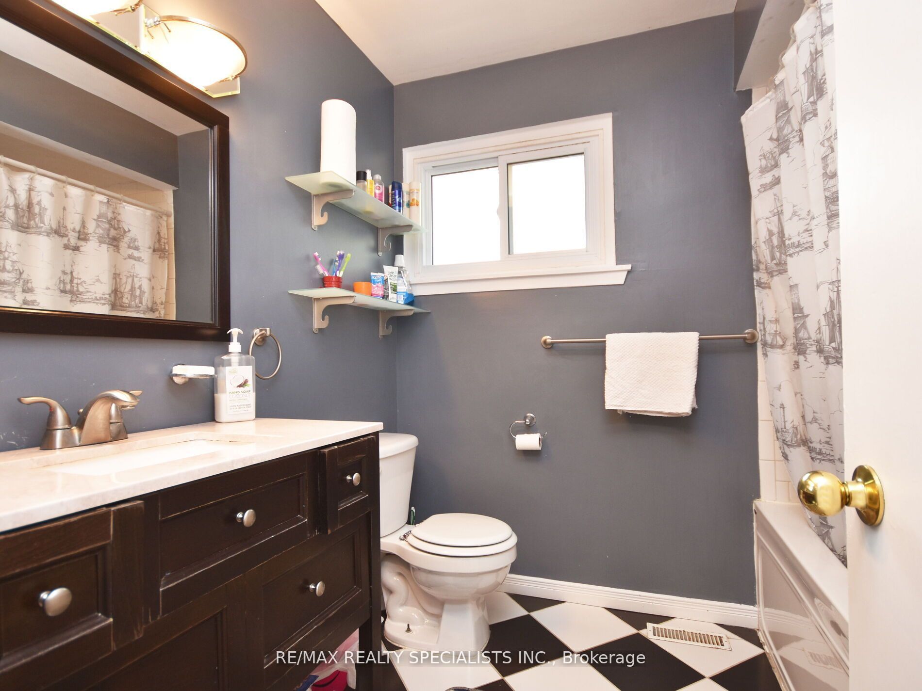 2054 Davebrook Road Property Photo 22