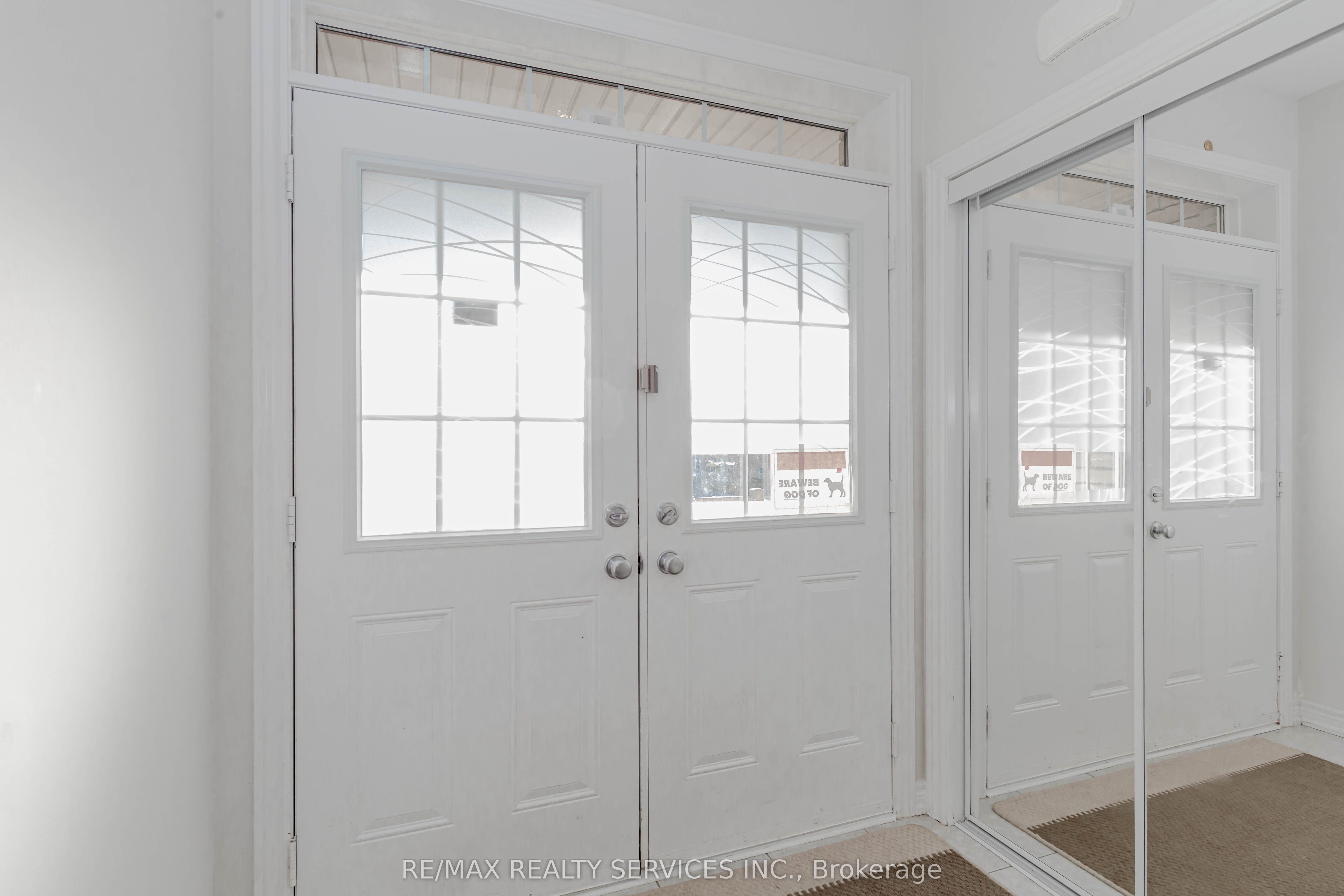 20 Blackberry Valley Cres Property Photo 3
