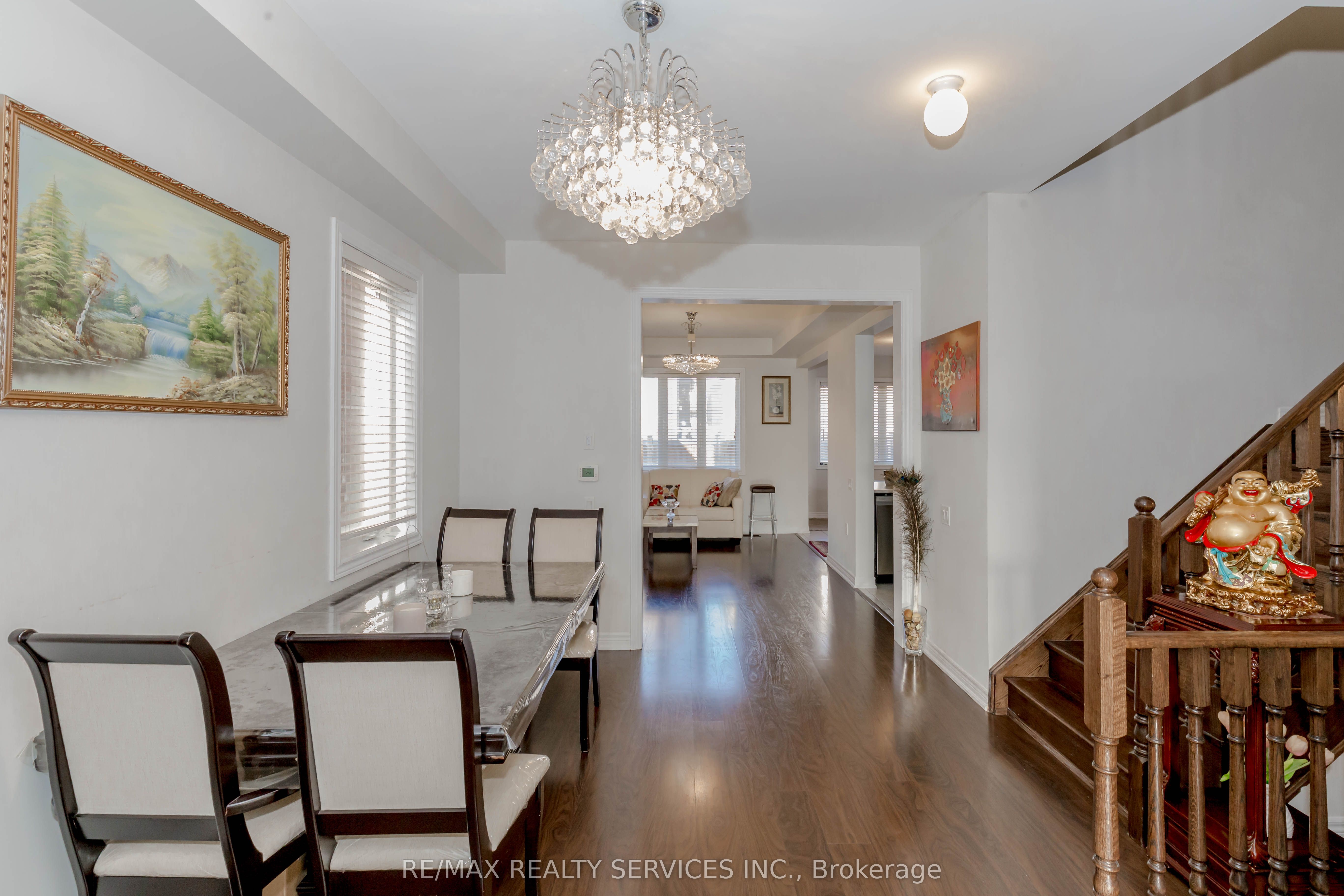 20 Blackberry Valley Cres Property Photo 5