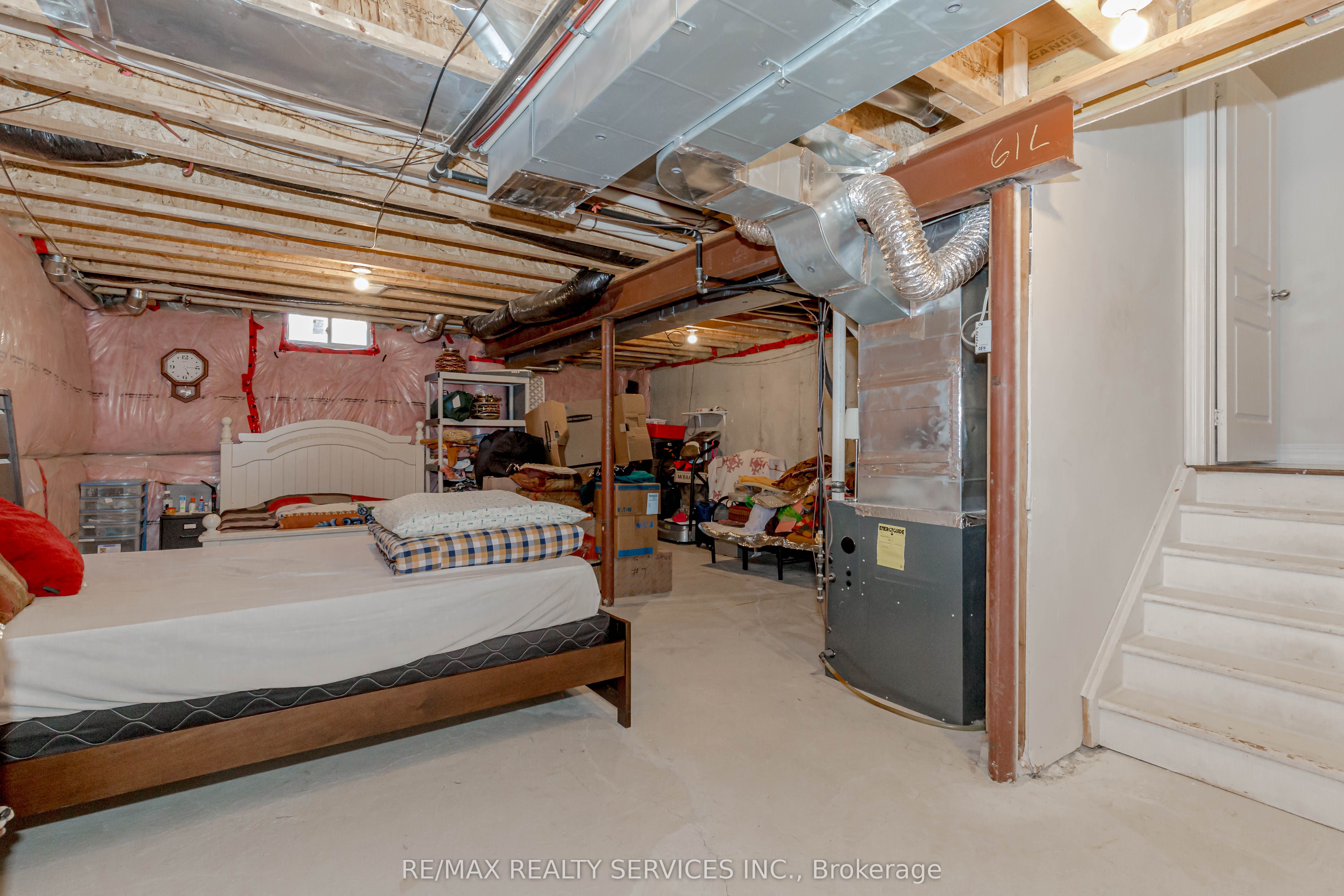20 Blackberry Valley Cres Property Photo 26