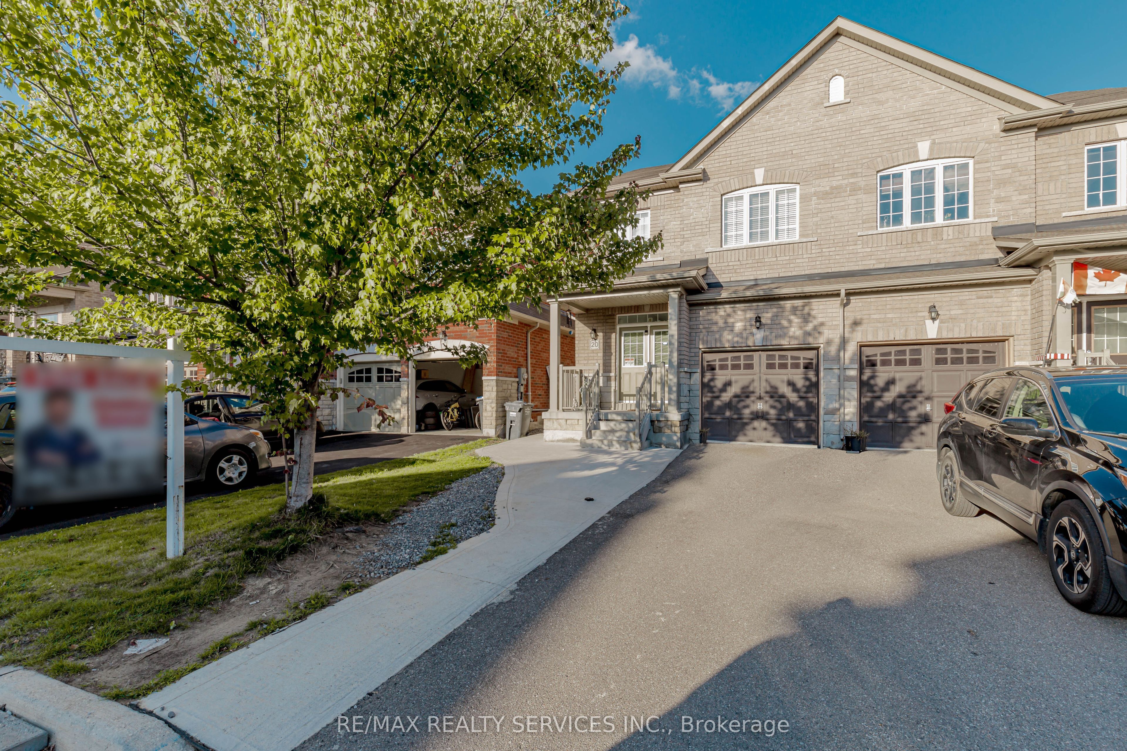 20 Blackberry Valley Cres Property Photo 29