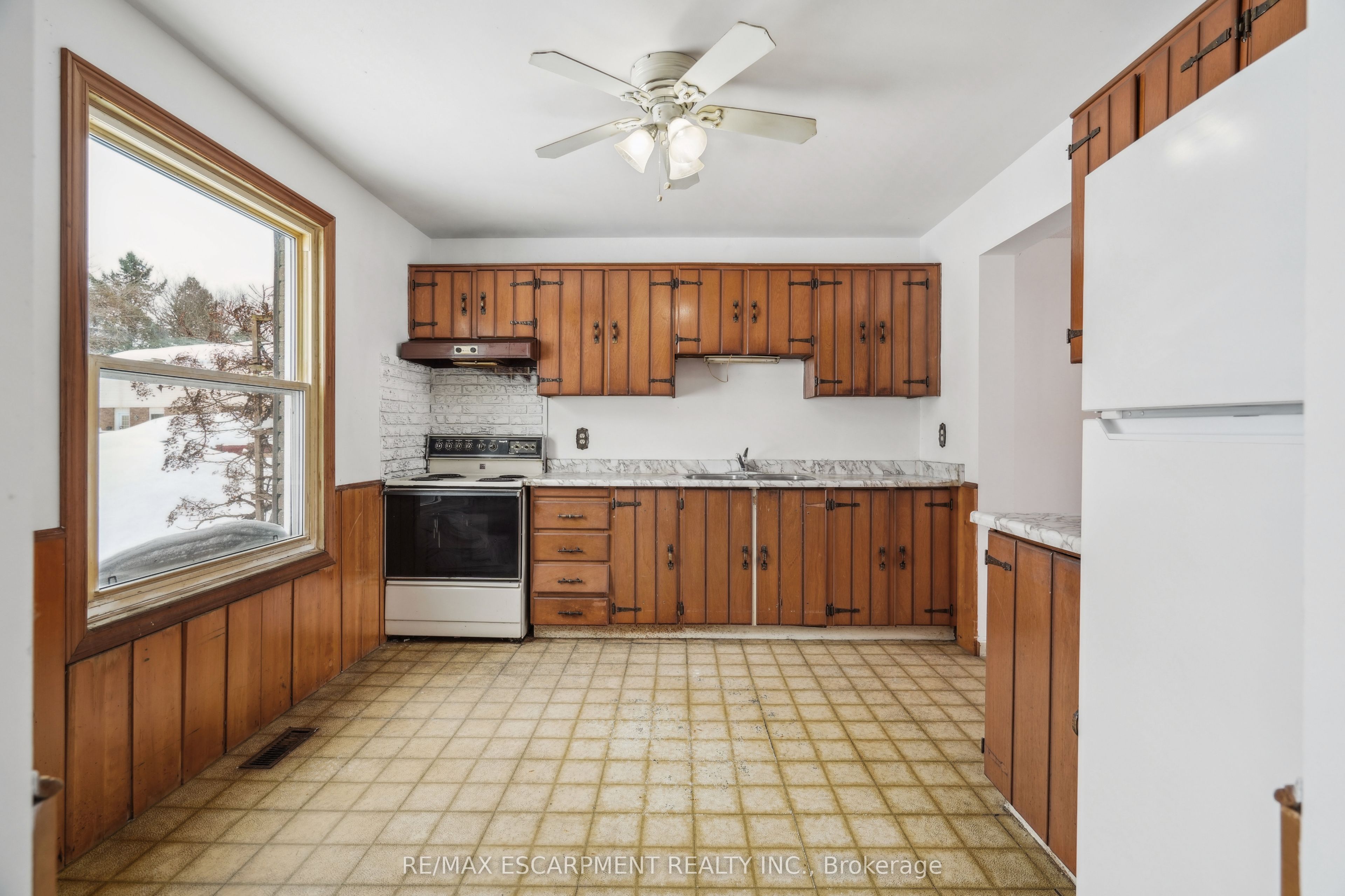 24 Campbell Court Property Photo 17