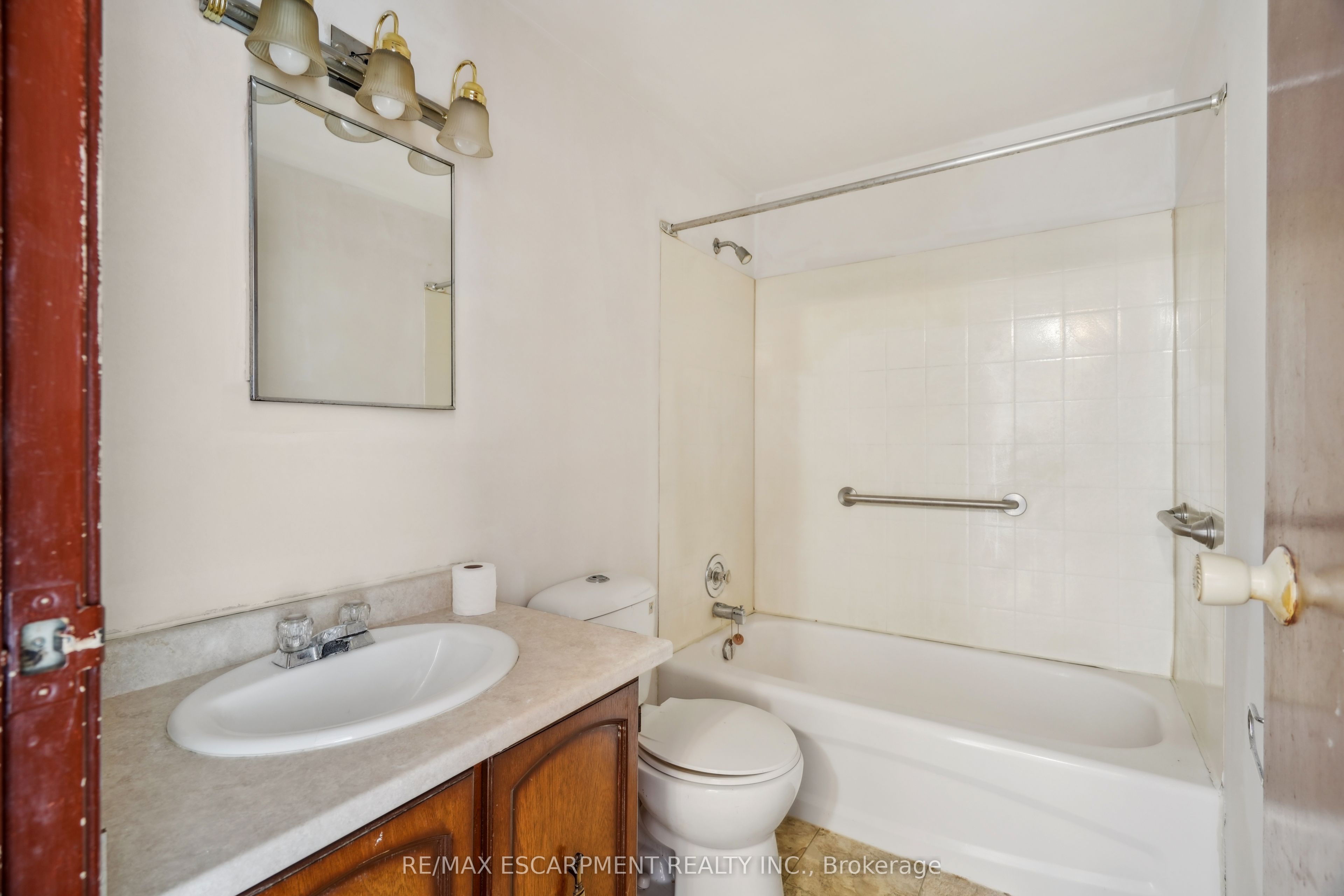 24 Campbell Court Property Photo 29